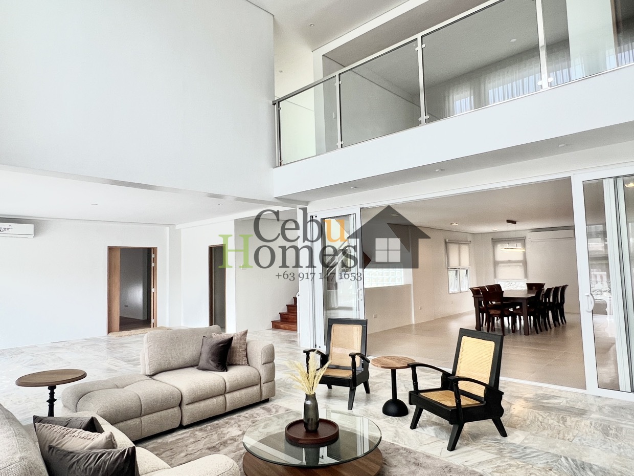 #0952: 6-Bedroom luxurious house, Mandaue City