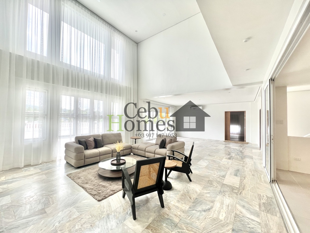 #0952: 6-Bedroom luxurious house, Mandaue City