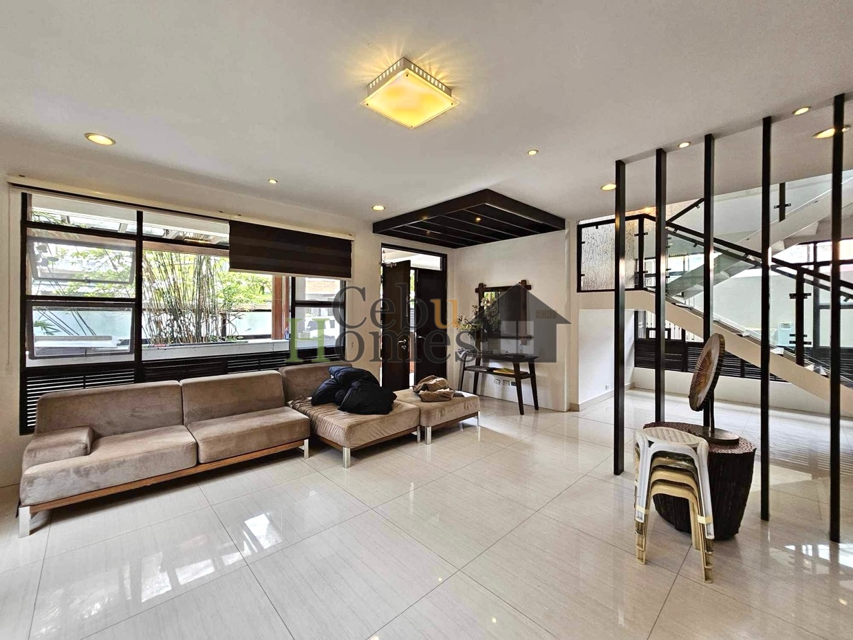 #0909: 4-Bedroom modern house, Mabolo