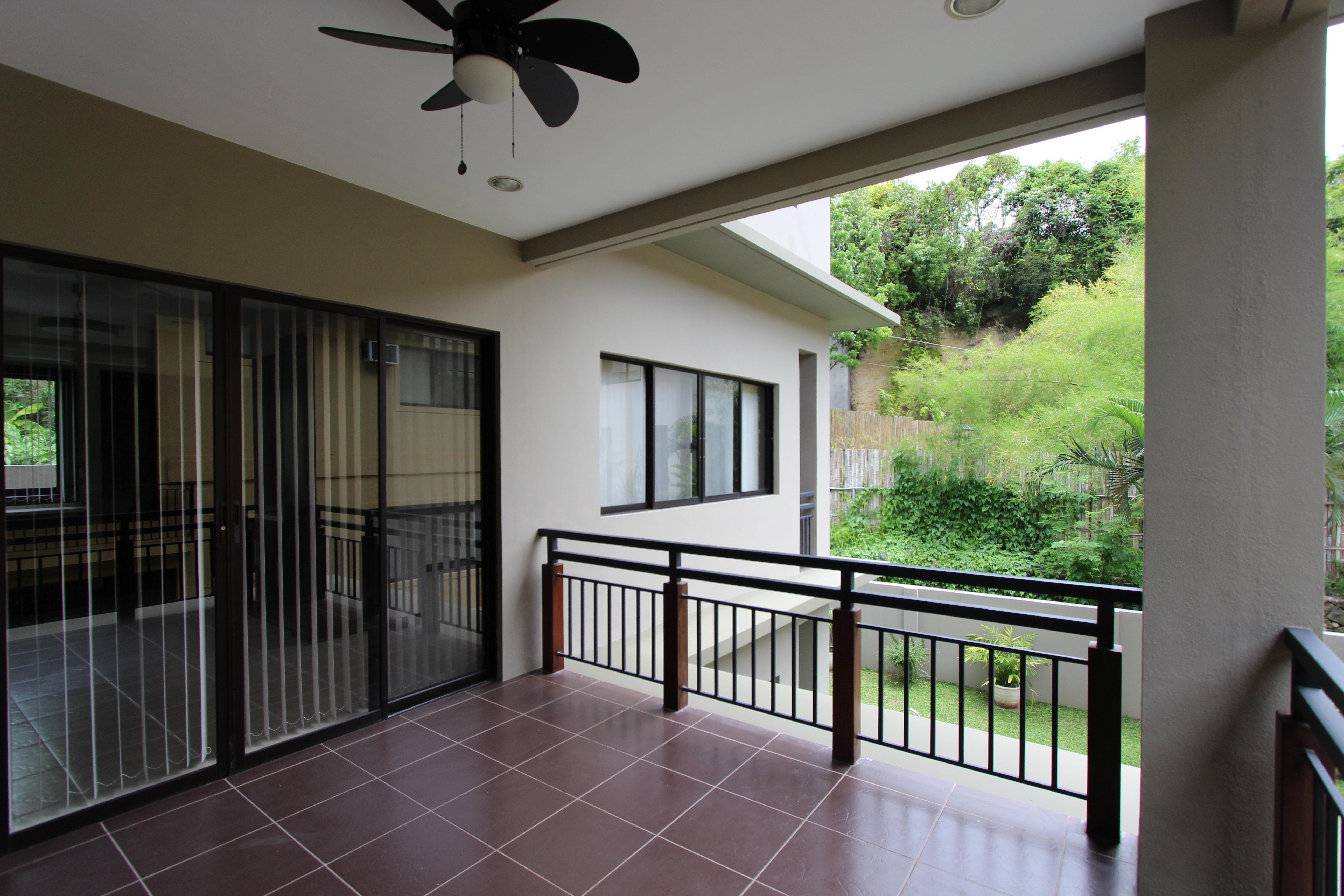 4-Bedroom Semi-Furnished House, Maria Luisa - Cebu