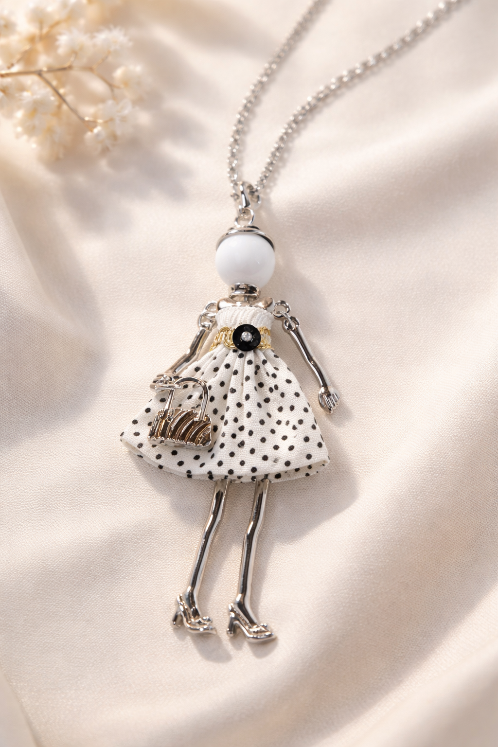 Collier Poupée Chic