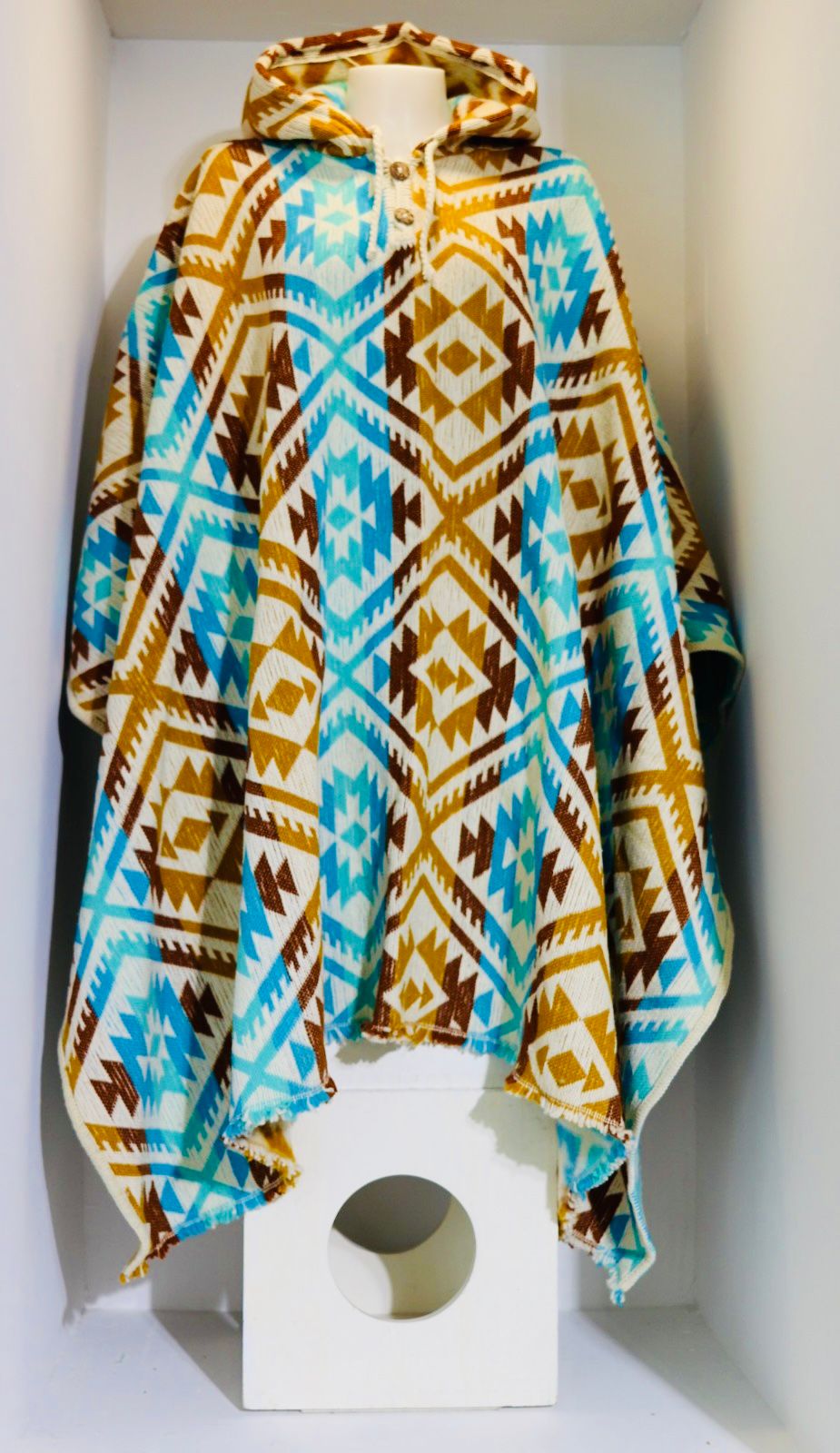 Poncho à motifs ethniques