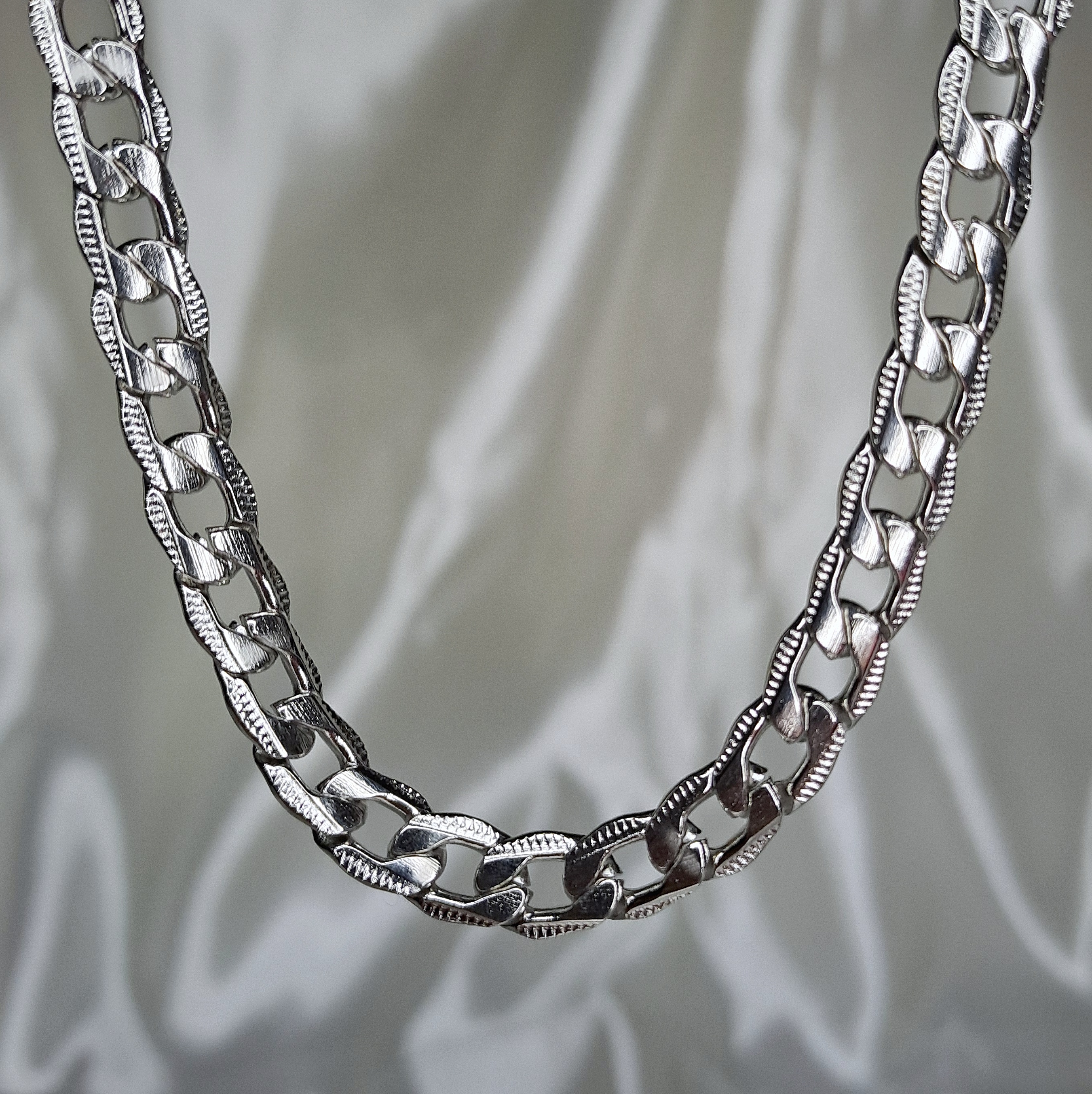 Cadena cubana caballero