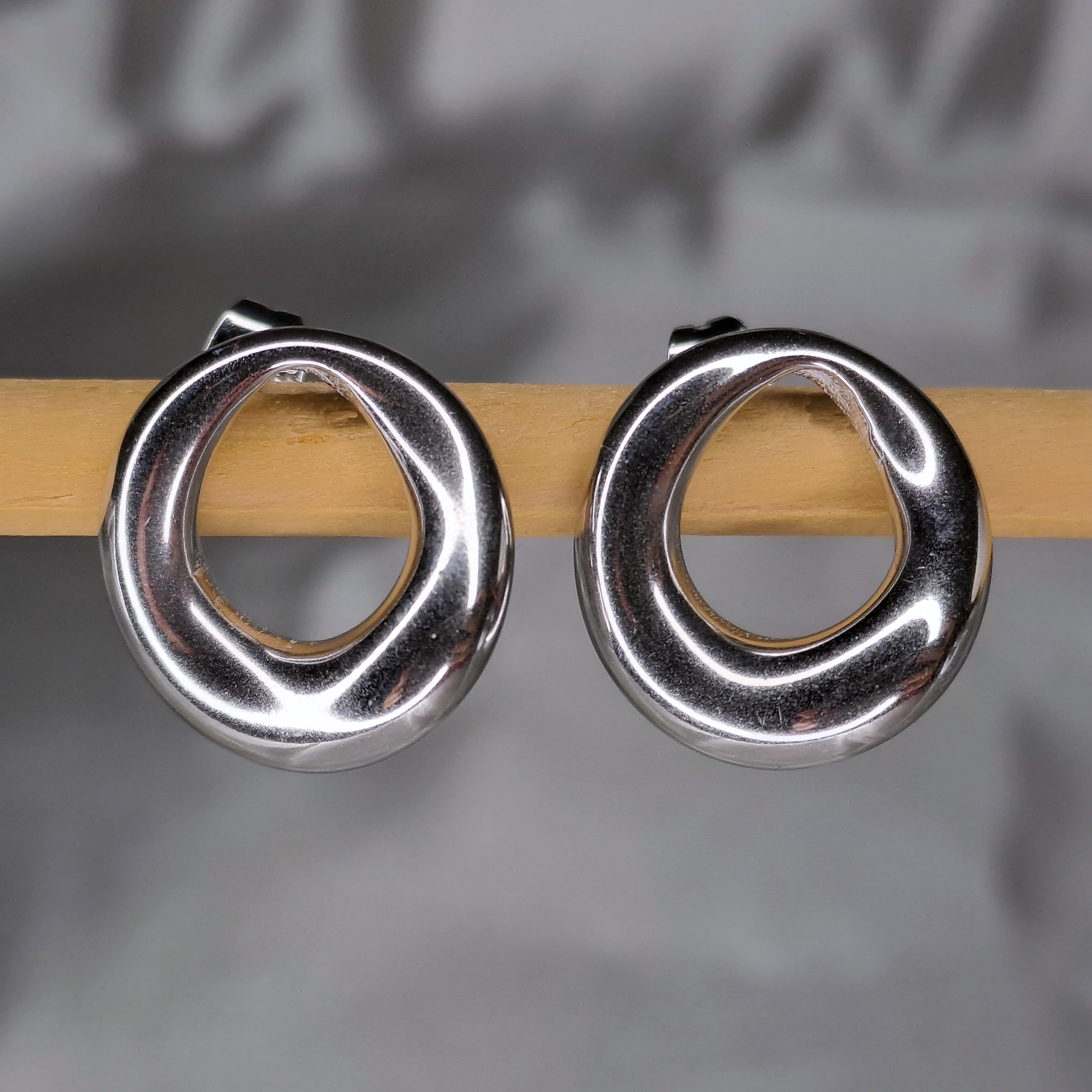 Aretes circulares (Plateado)