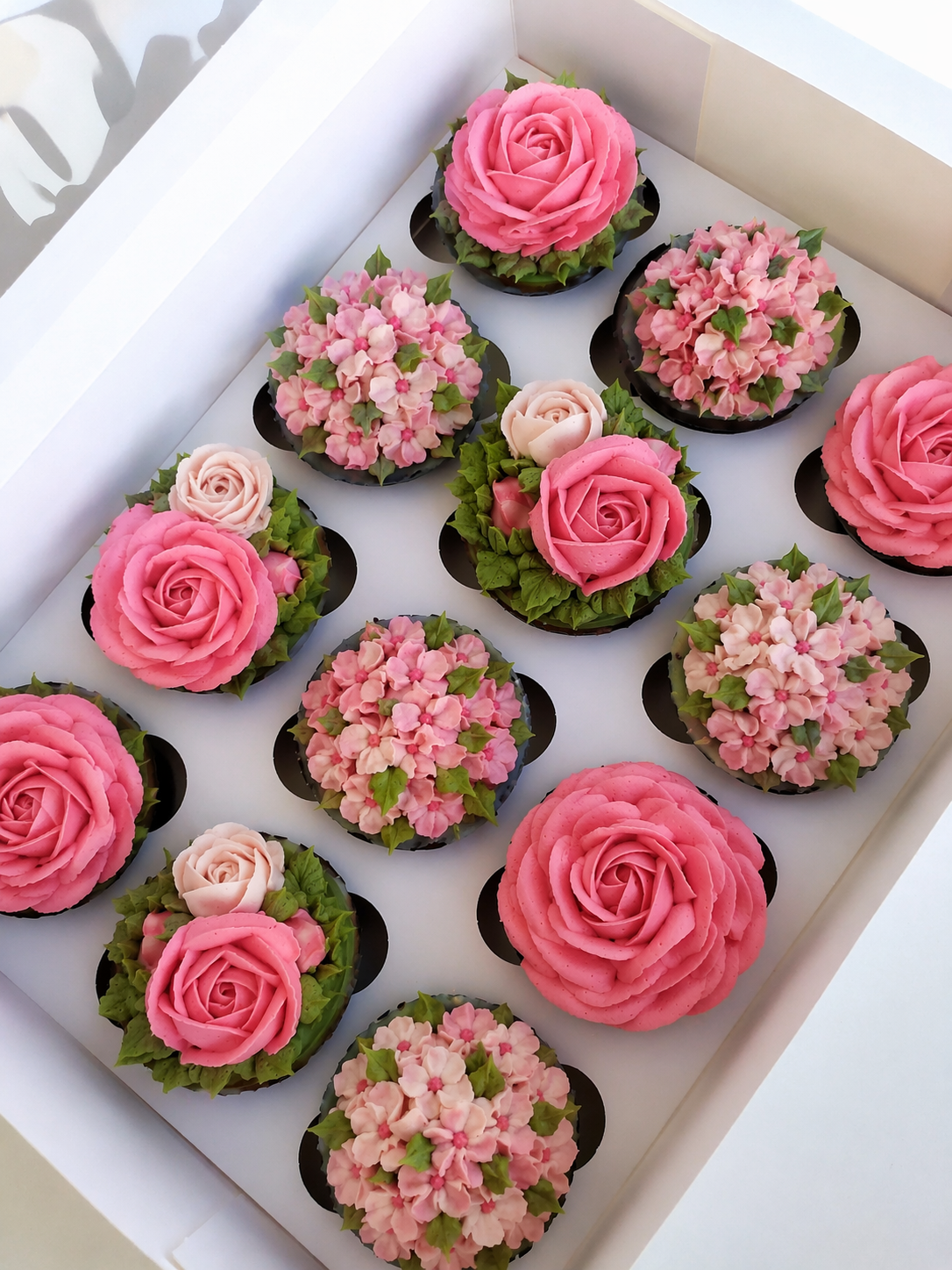 Cajas cupcakes florales 12 unidades