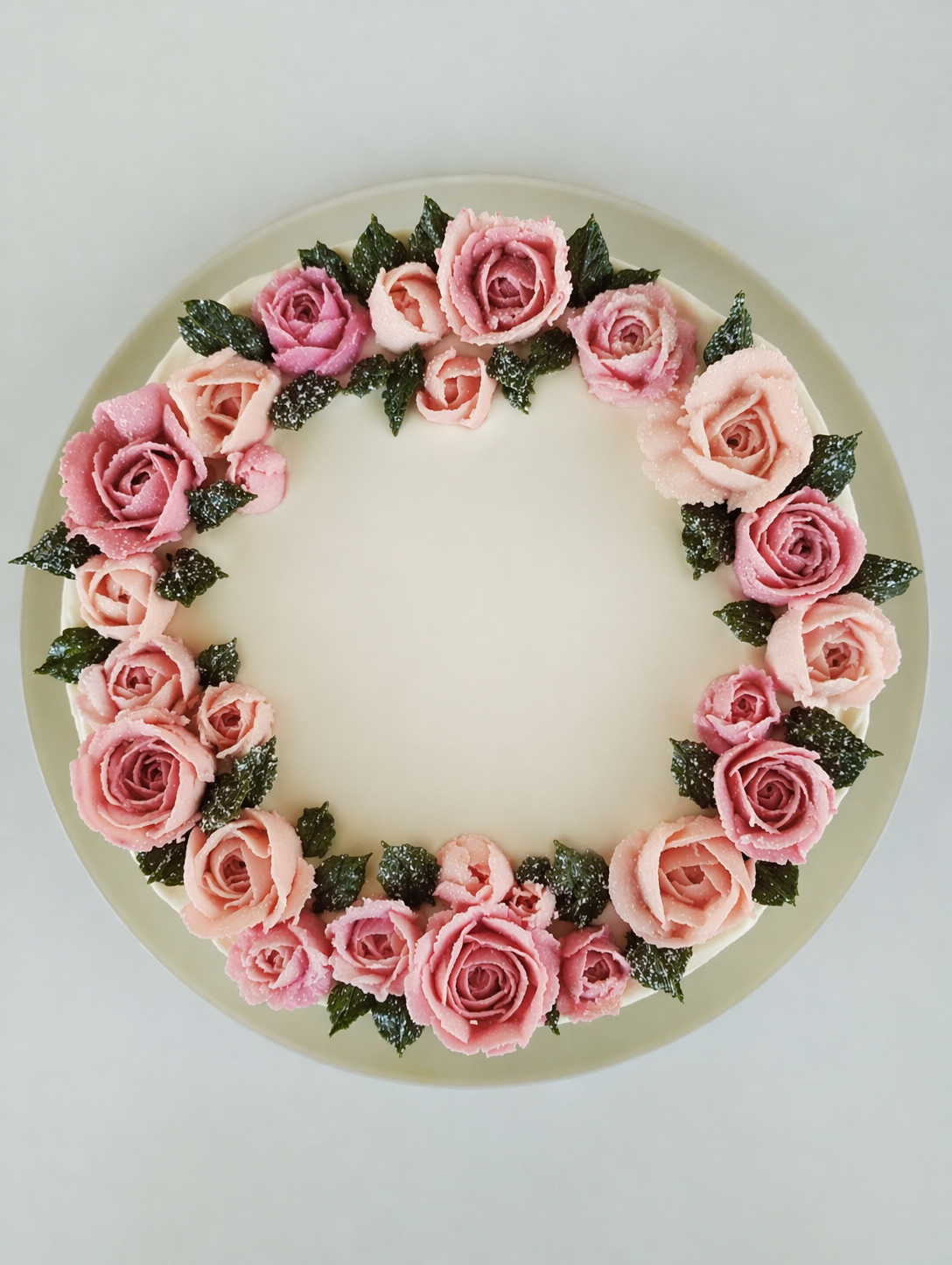 Tarta de queso de rosas decorativas