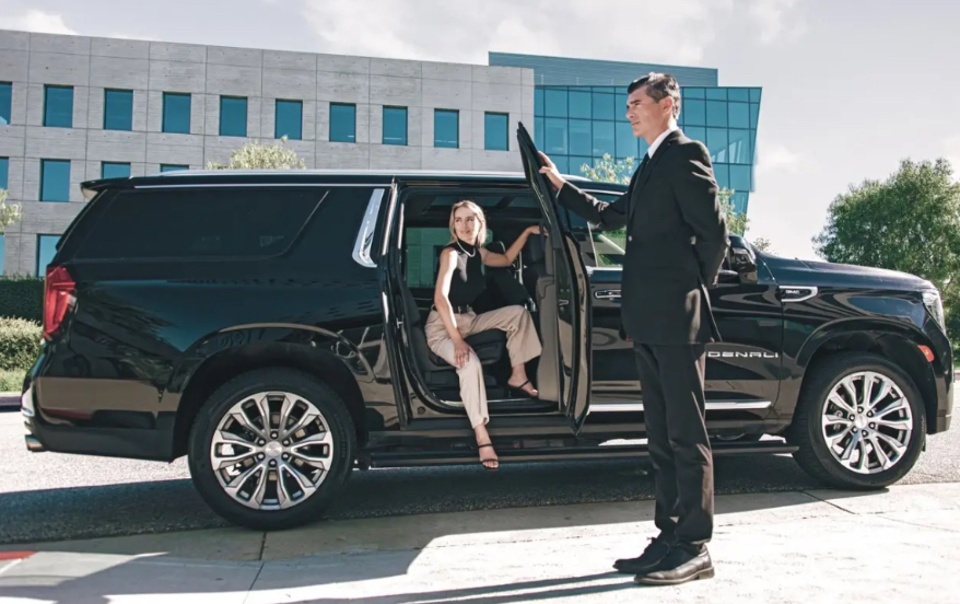 City to LaGuardia SUV Suburban 