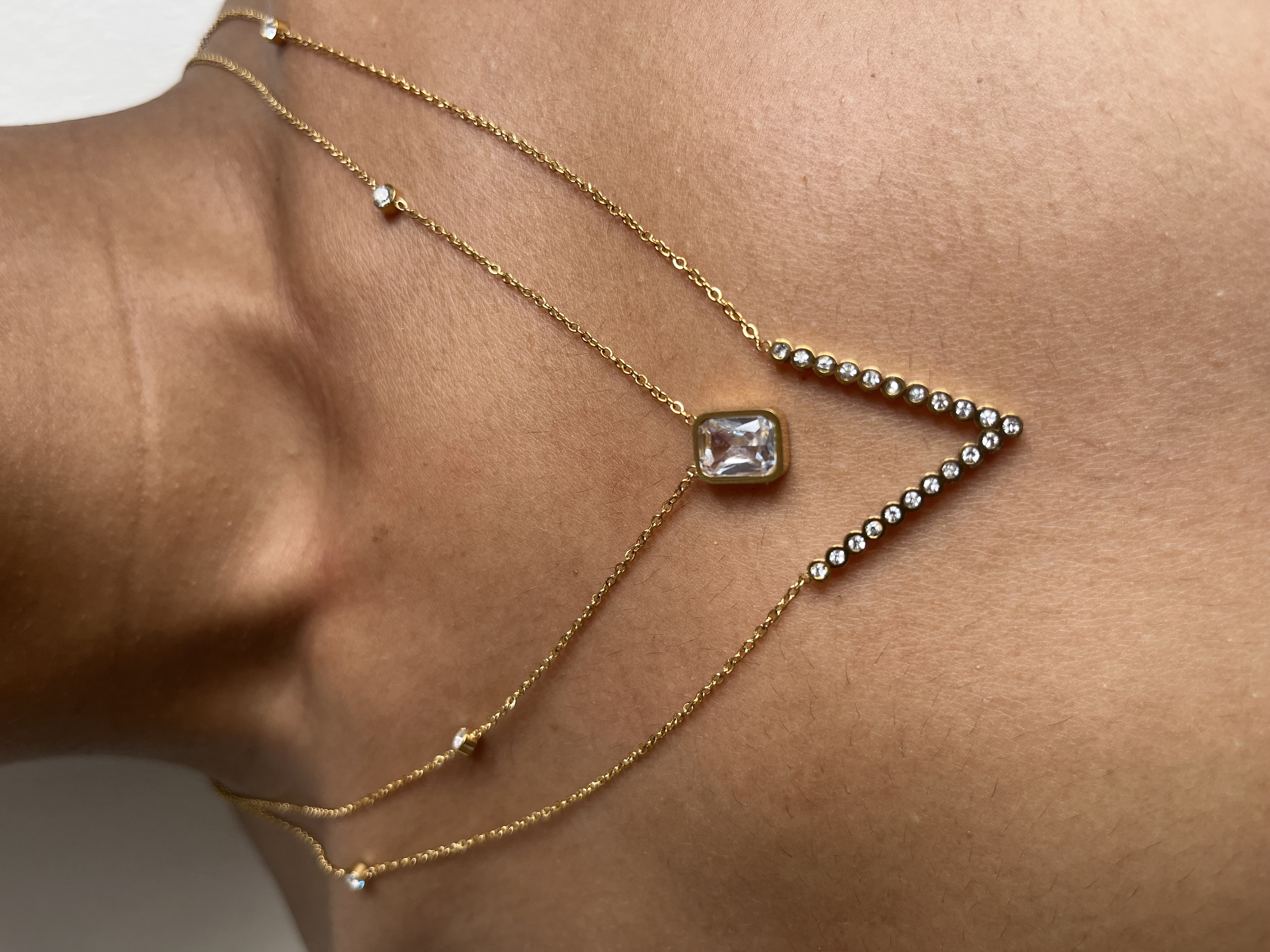 Elegant Layered Gold Necklace