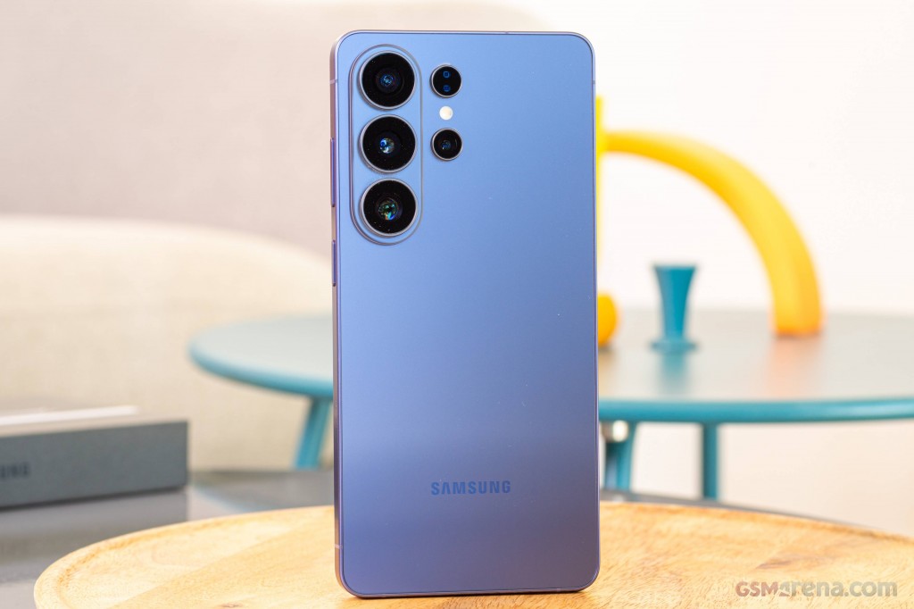 Samsung S26 Ultra - Modern Android Smartphone