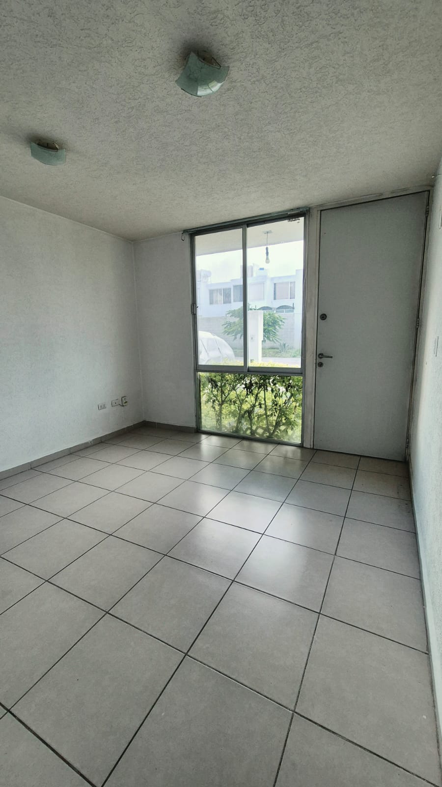 Casa en Renta en Residencial La Vida 