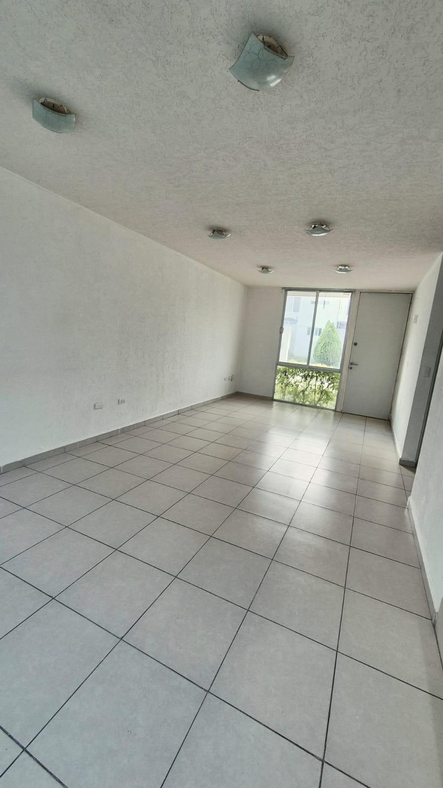 Casa en Renta en Residencial La Vida 