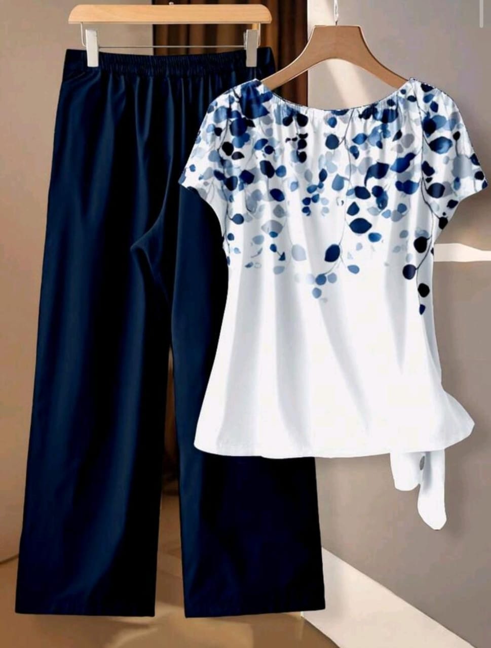 Conjunto de Blusa y Pantalón Mujer