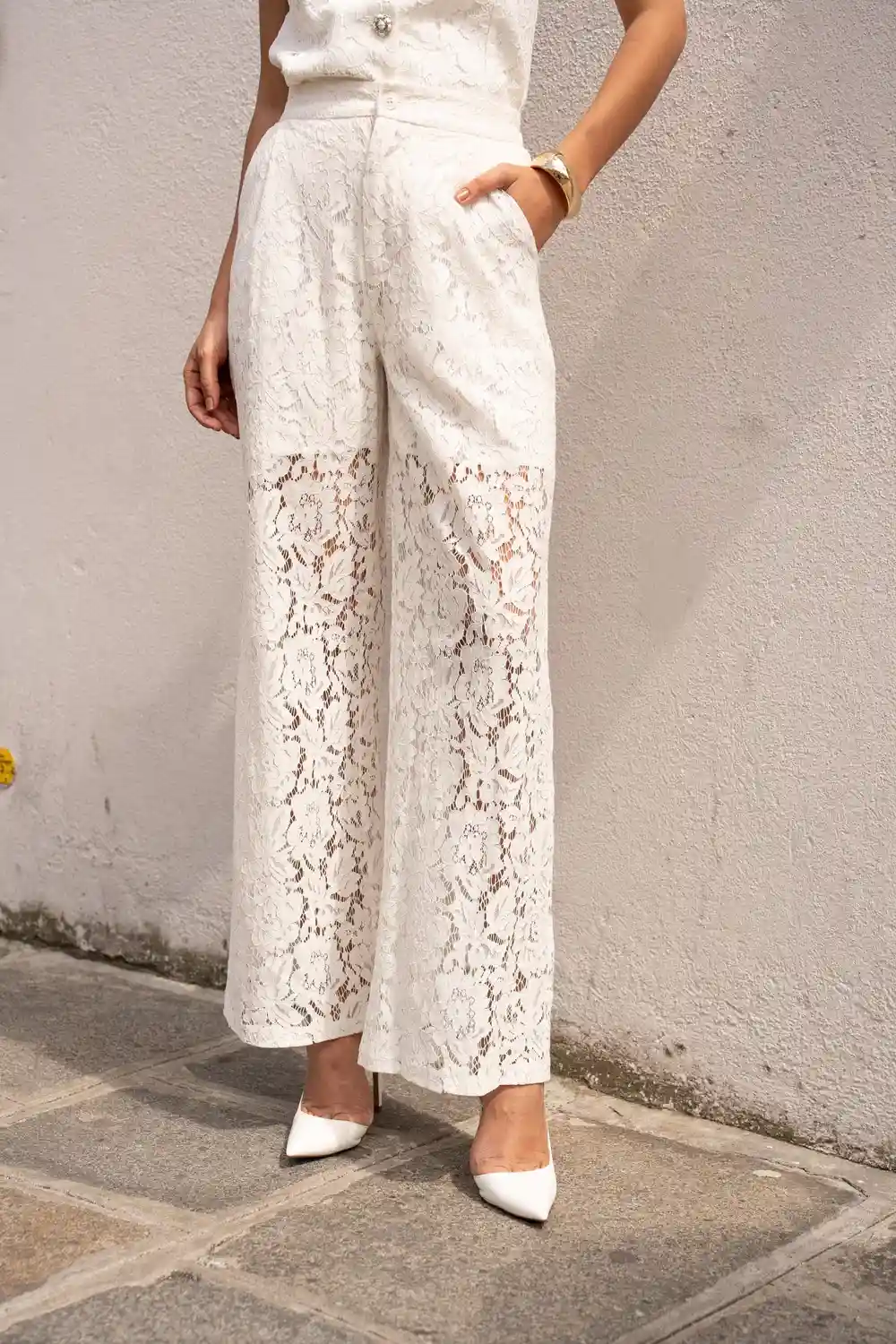 Pantalon en dentelle 