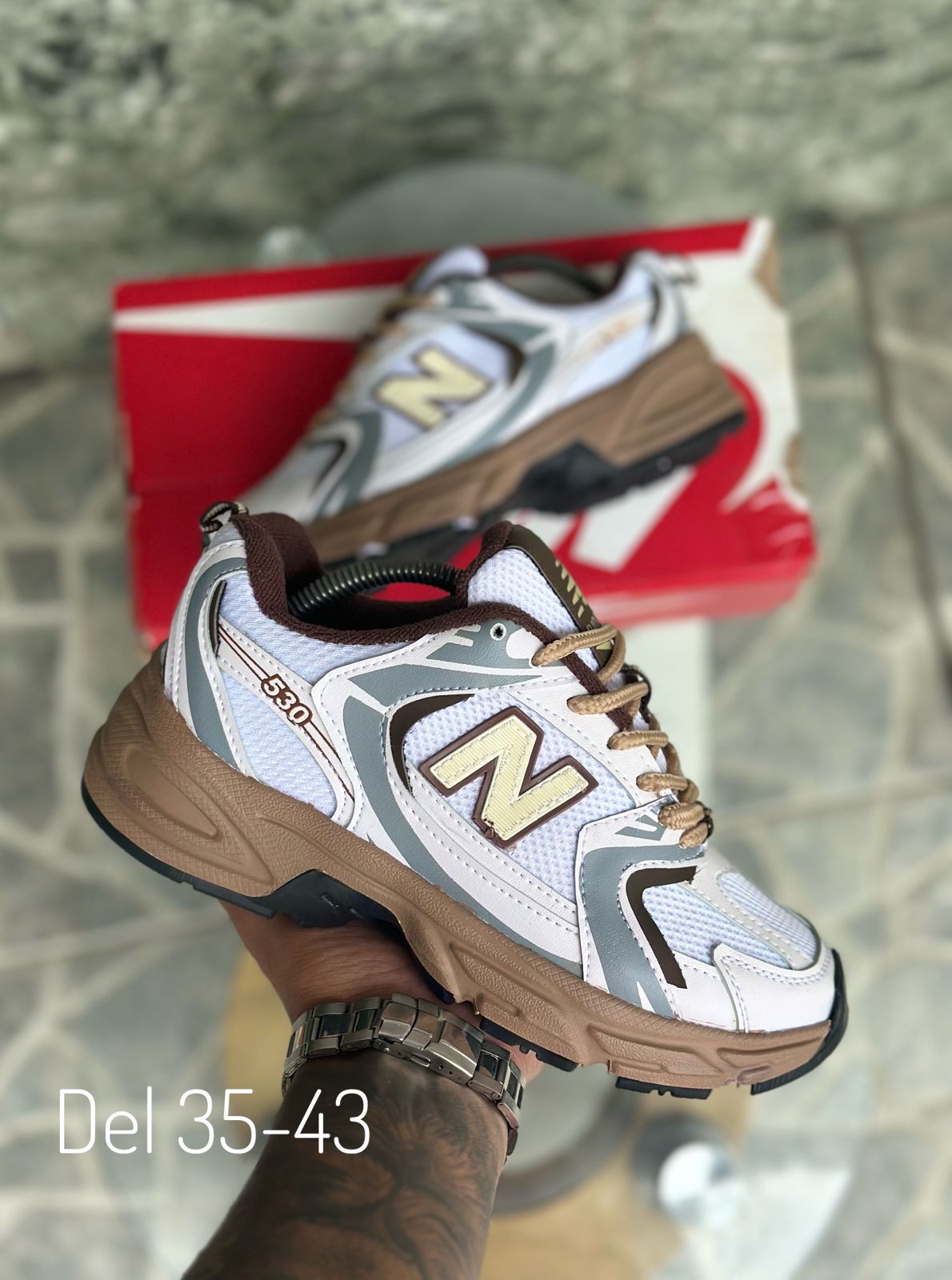 NEW BALANCE 530