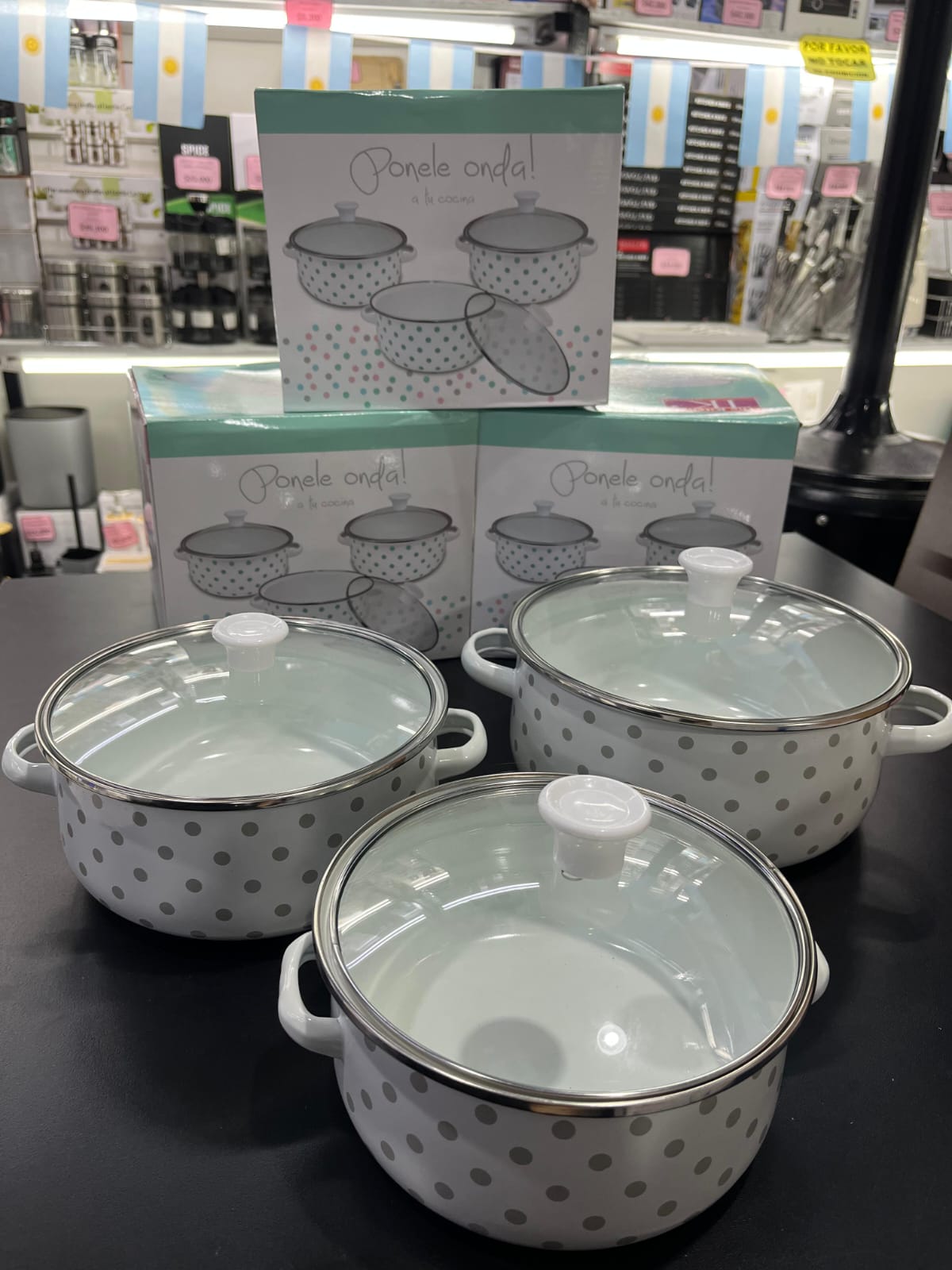 Juego de Ollas Lunares