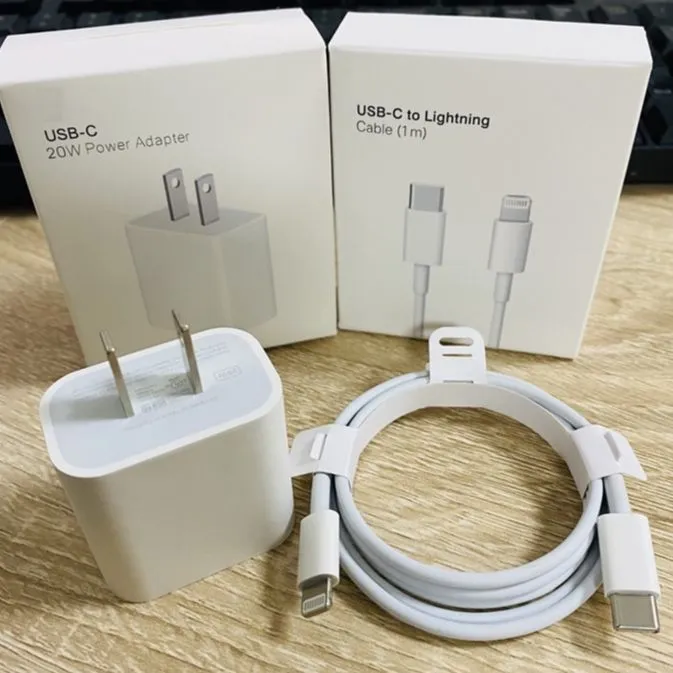 USB-C 20W Power Adapter & USB-C to Lightning Cable