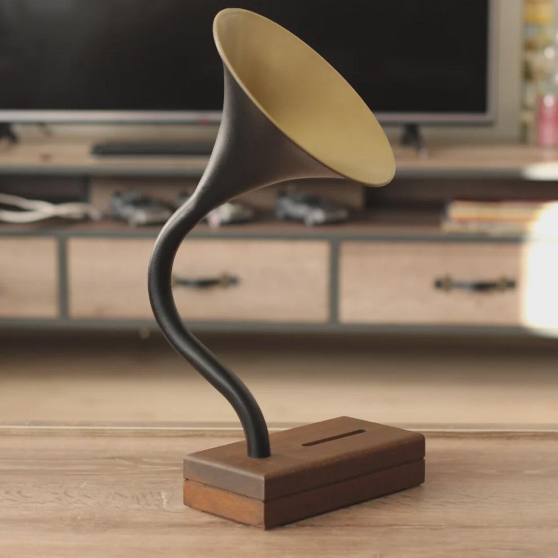 Retro Gramophone Bluetooth Speaker