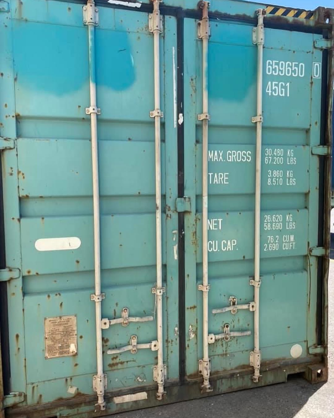 USED SHIPPING CONTAINER