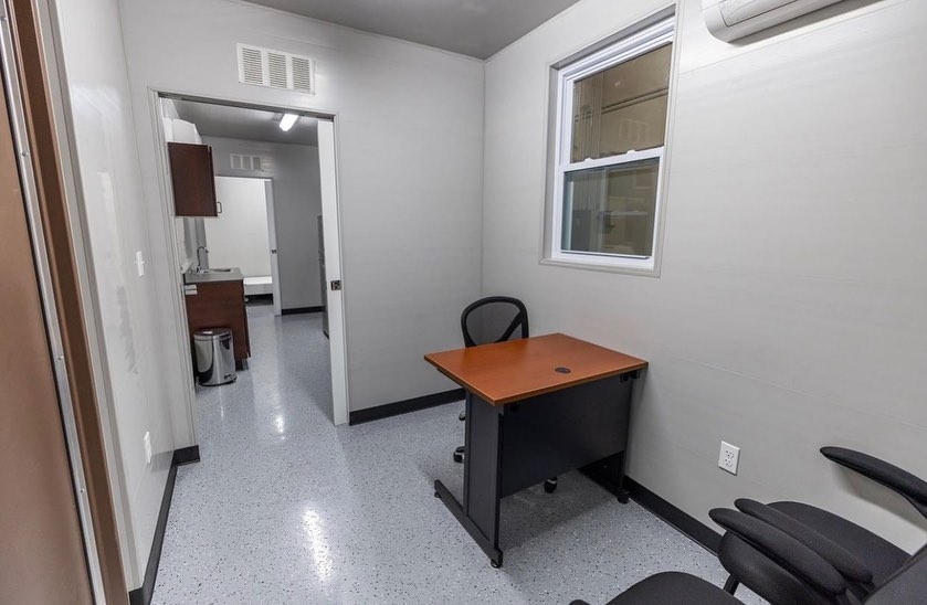 12M X-RAY OFFICE CONVERTED CONTAINER