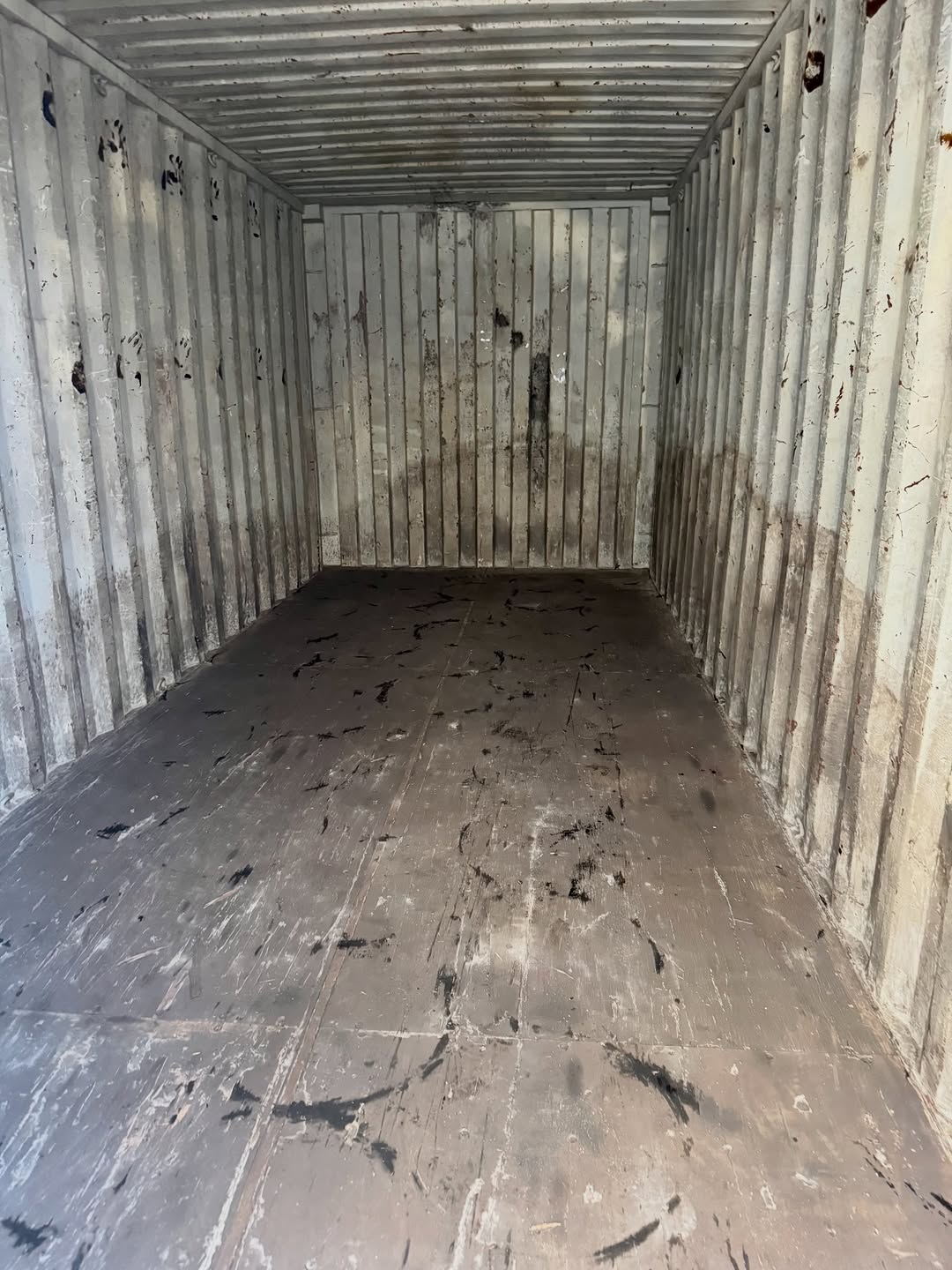 USED SHIPPING CONTAINER 20FT