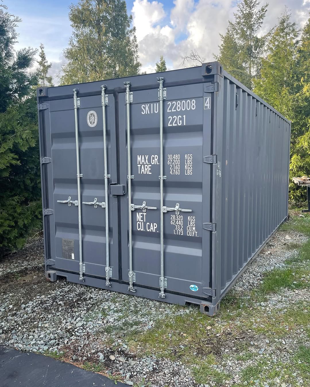 20FT SHIPPING CONTAINER (6M STANDARD CONTAINER)