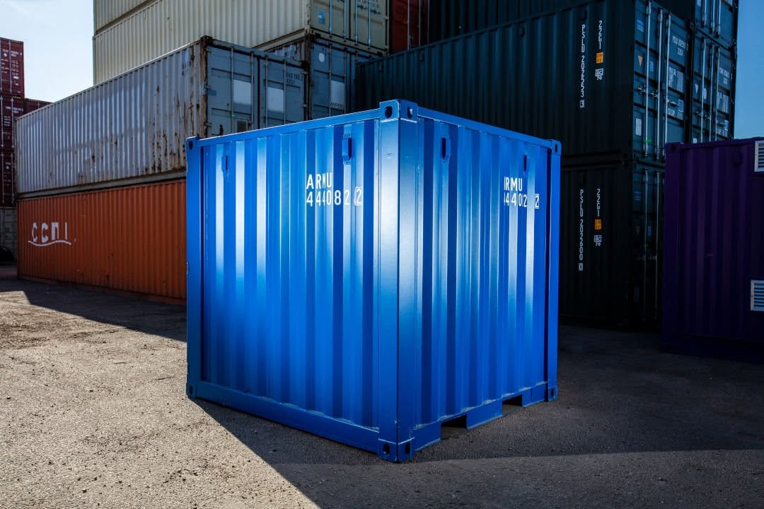 10FT SHIPPING CONTAINER (3M STANDARD CONTAINER)