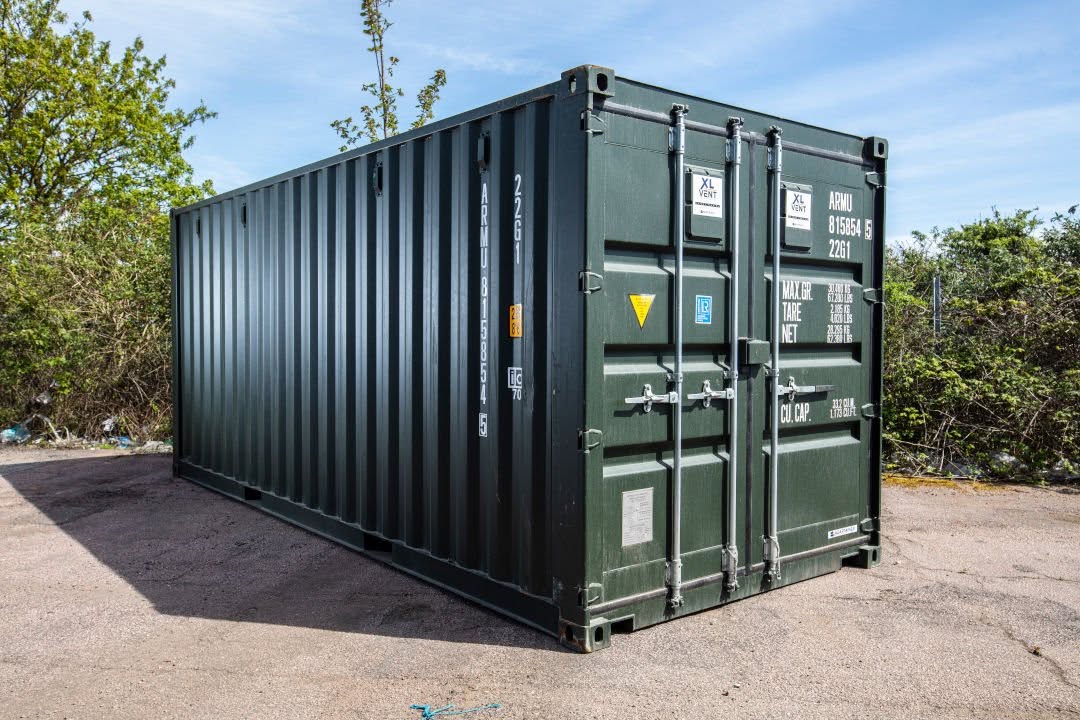 20FT SHIPPING CONTAINER (6M STANDARD CONTAINER)