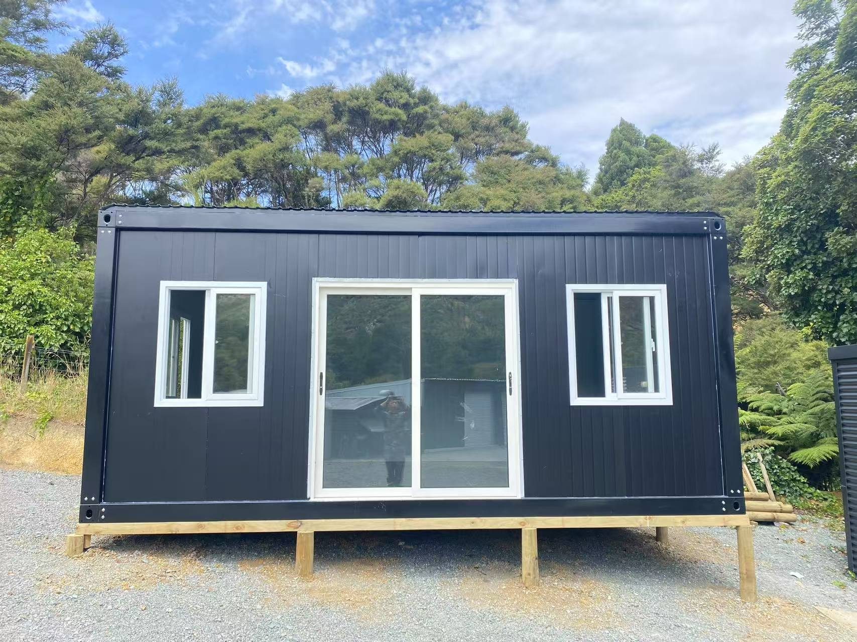 Modern Prefabricated Cabin Home – 6m Modular Living Unit
