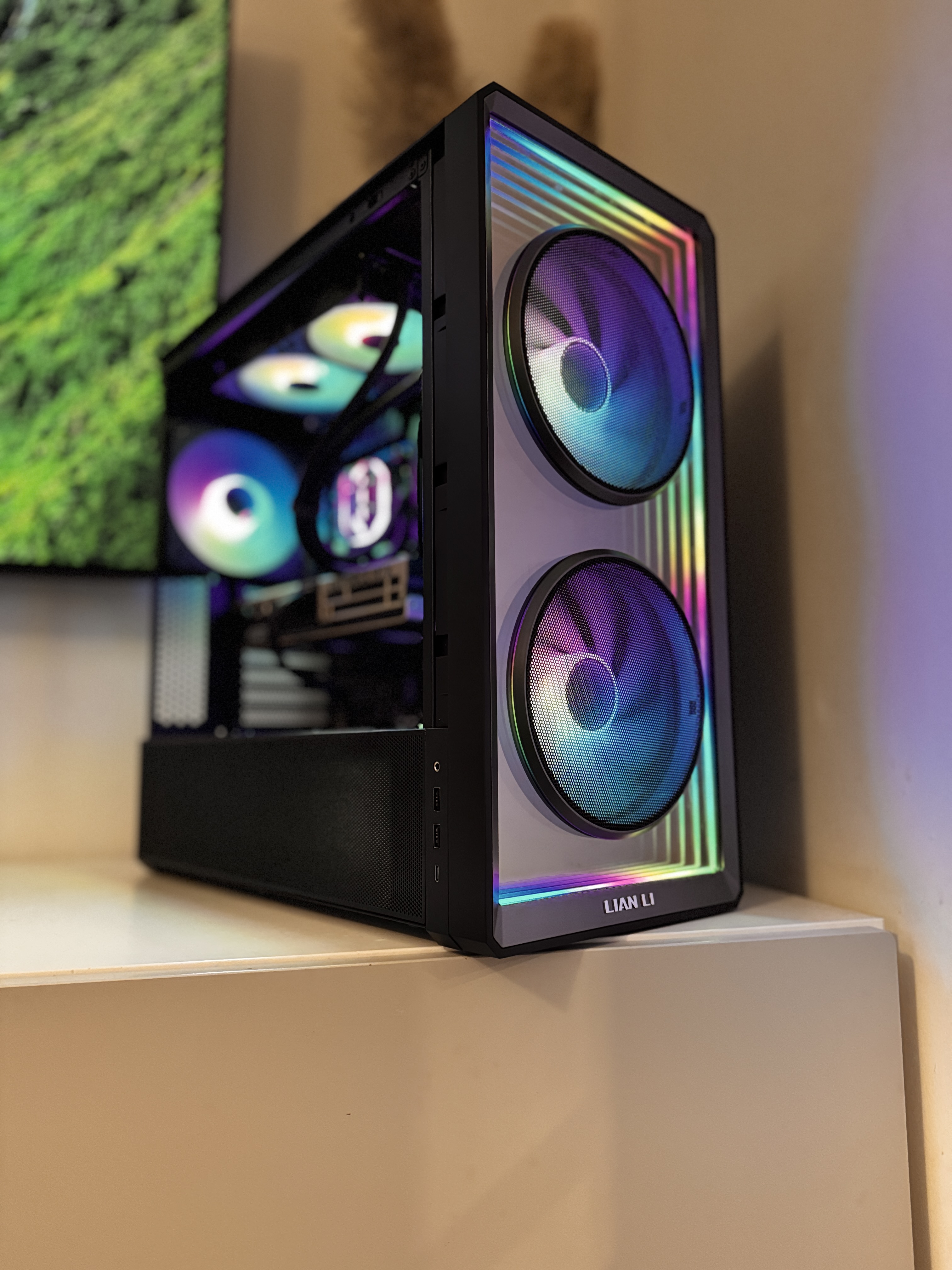 High End Gaming PC - Ryzen 7 RTX 5070