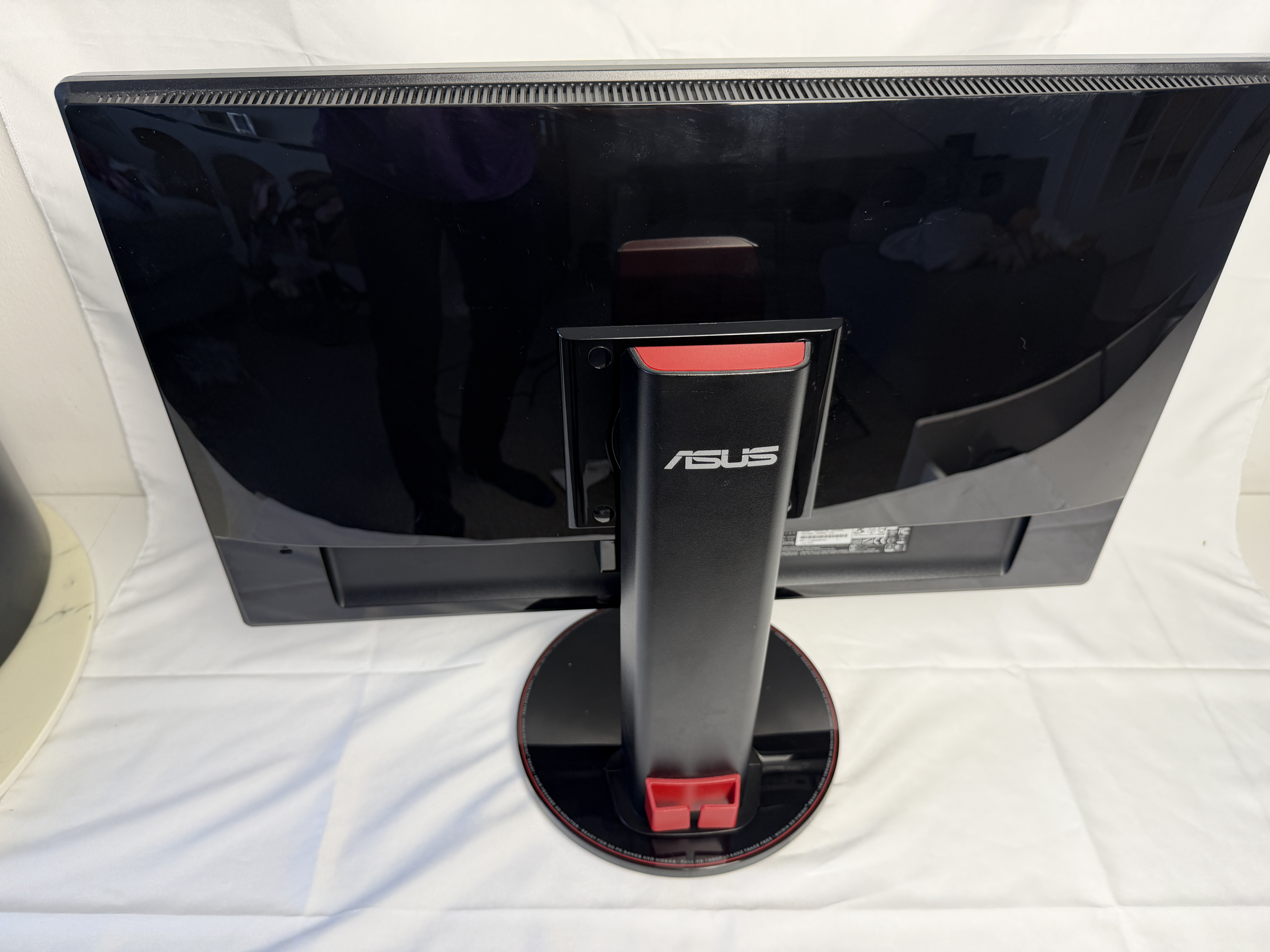 ASUS VG249QE Monitor Full HD 144Hz Gaming Monitor