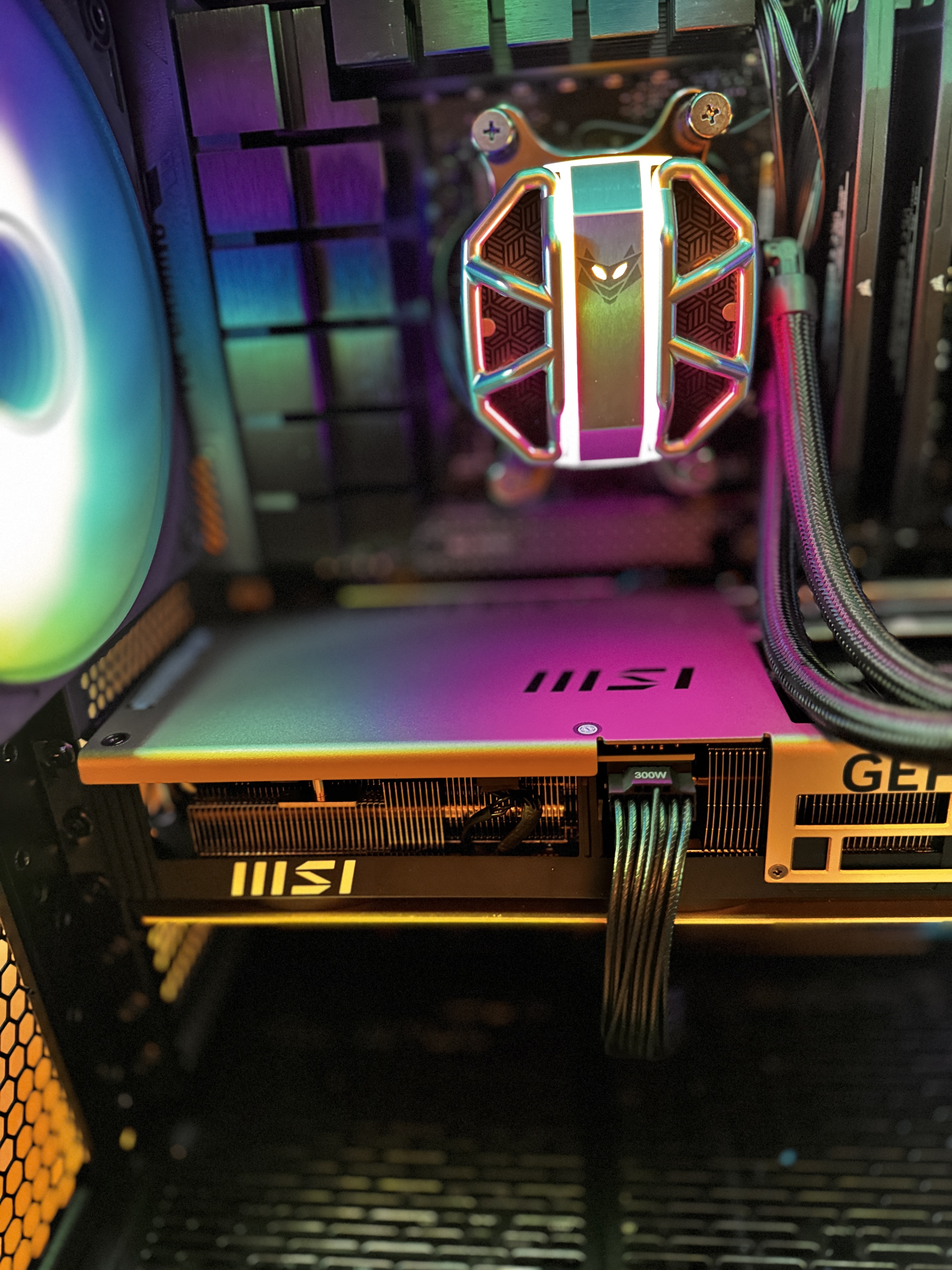 High End Gaming PC - Ryzen 7 RTX 5070