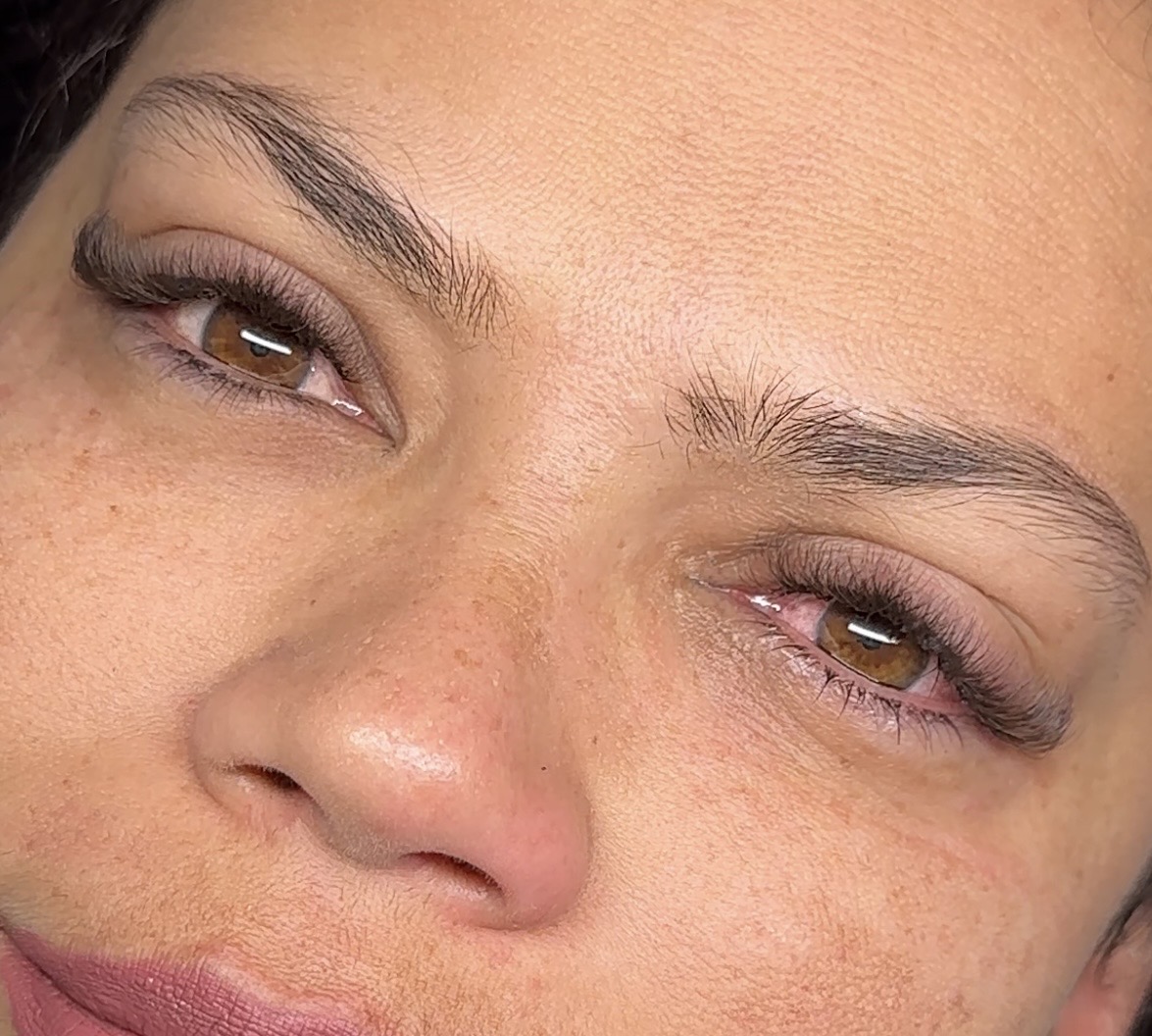 Manutención Volumen Gatito Marrón 