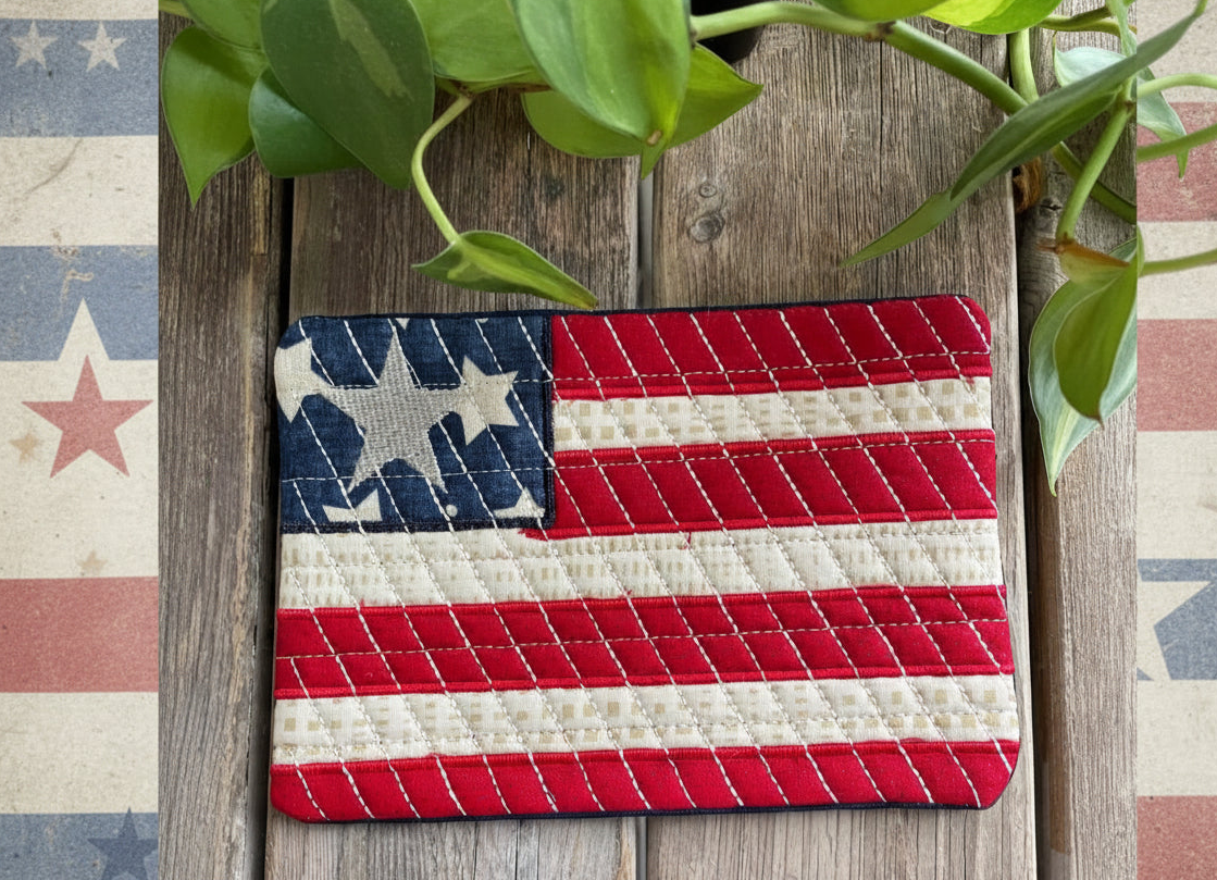 ITH FLAG APPLIQUE MUG RUG 5X7 