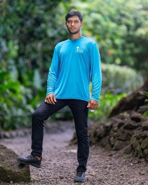 T-shirt manches longues bleu