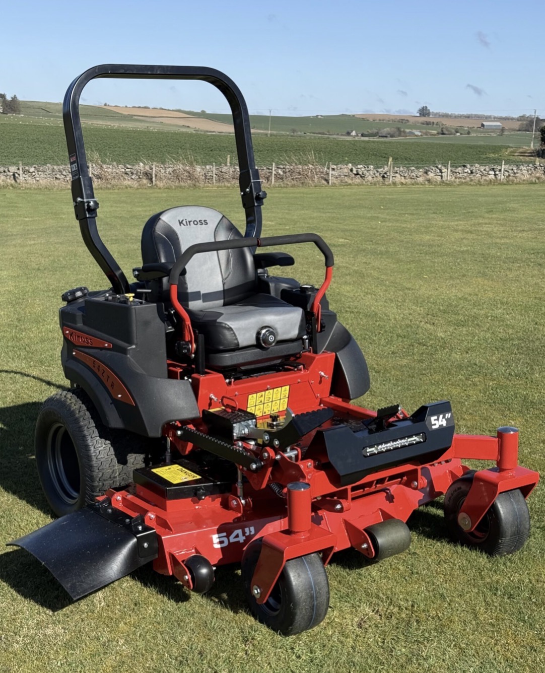 Kiross® ZTR54C - Zero Turn Mower