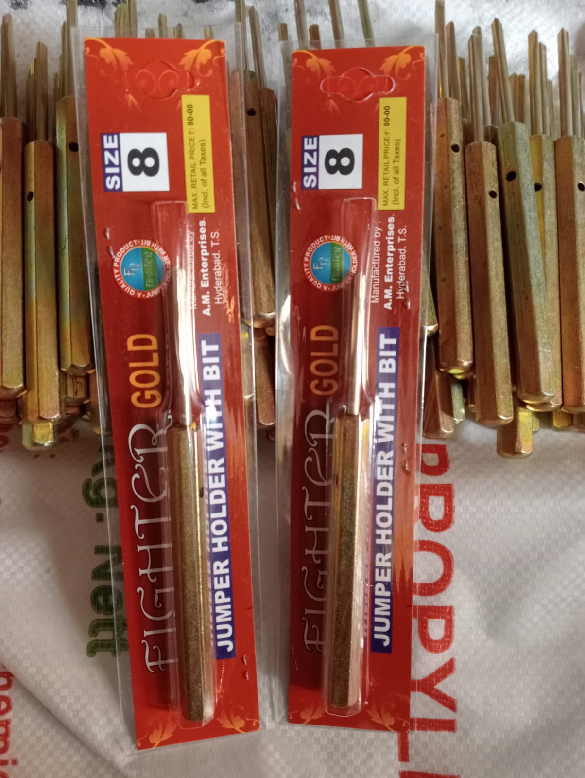 Jumper Holder with Bit Size 8