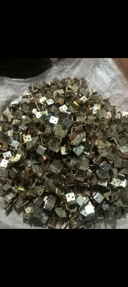 Metal Brackets Bulk Pack