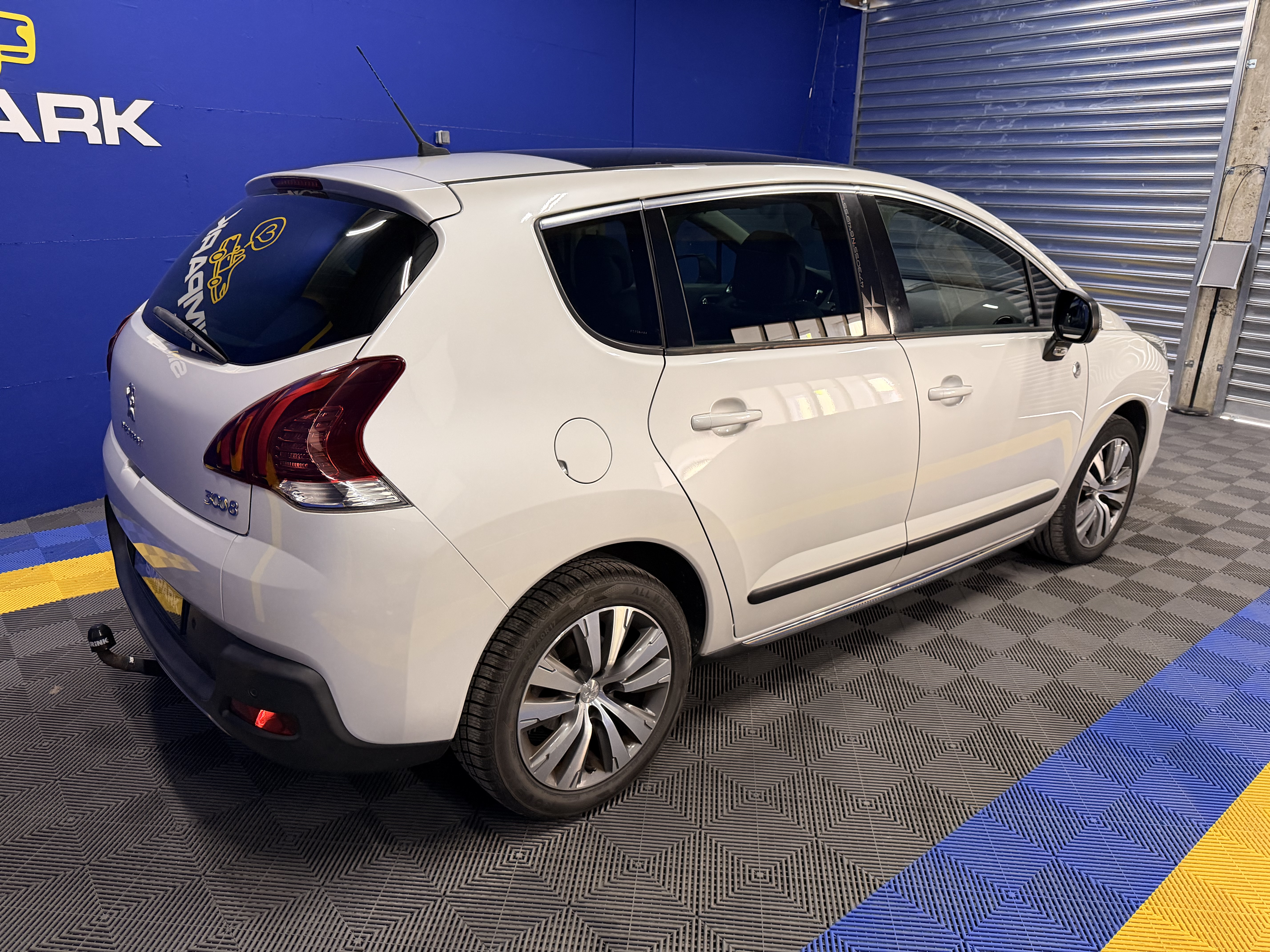 PEUGEOT 3008 CROSSWAY 2015 - 145500KM