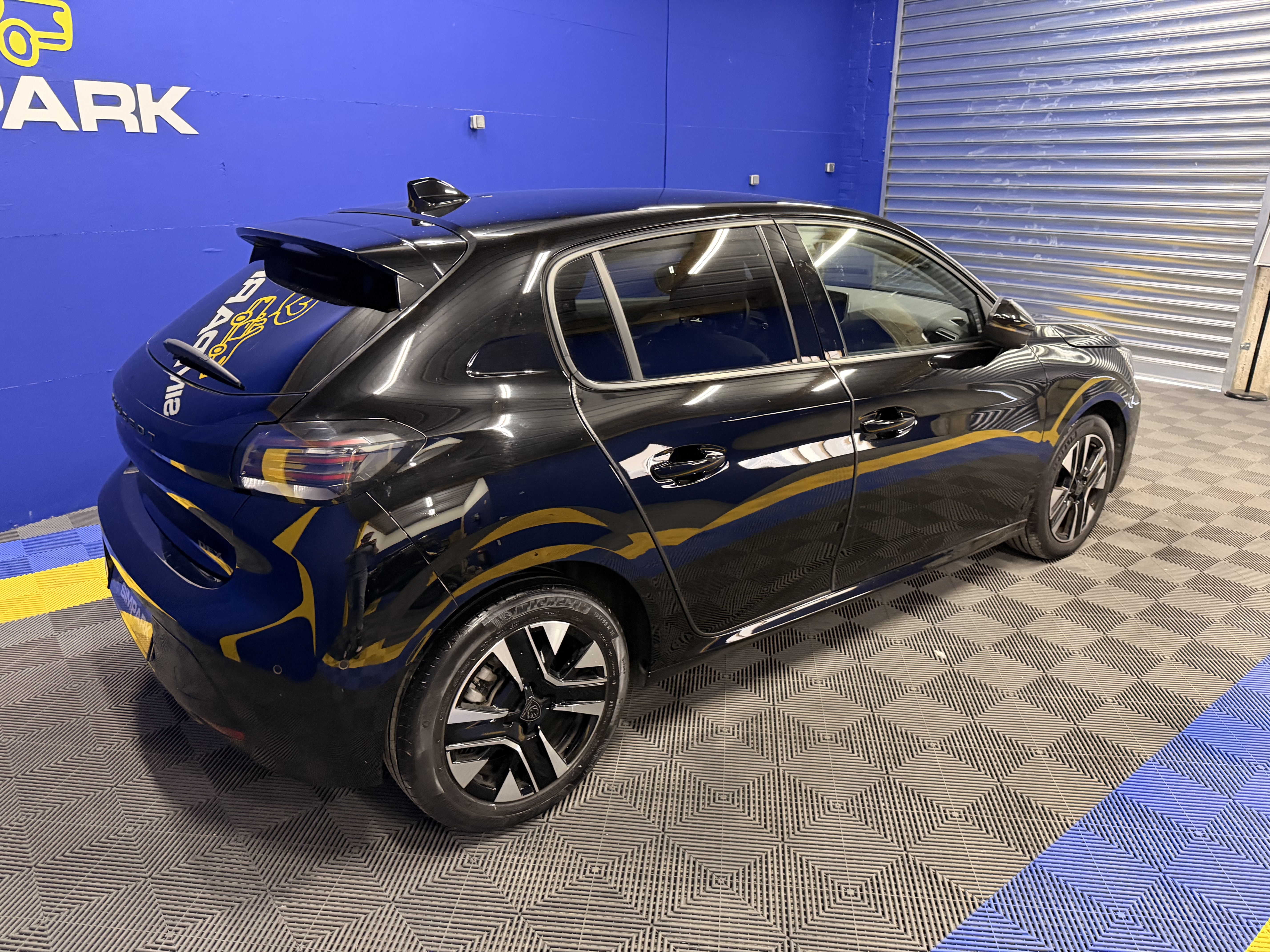 PEUGEOT 208 ALLURE - 2024 - 28530KM