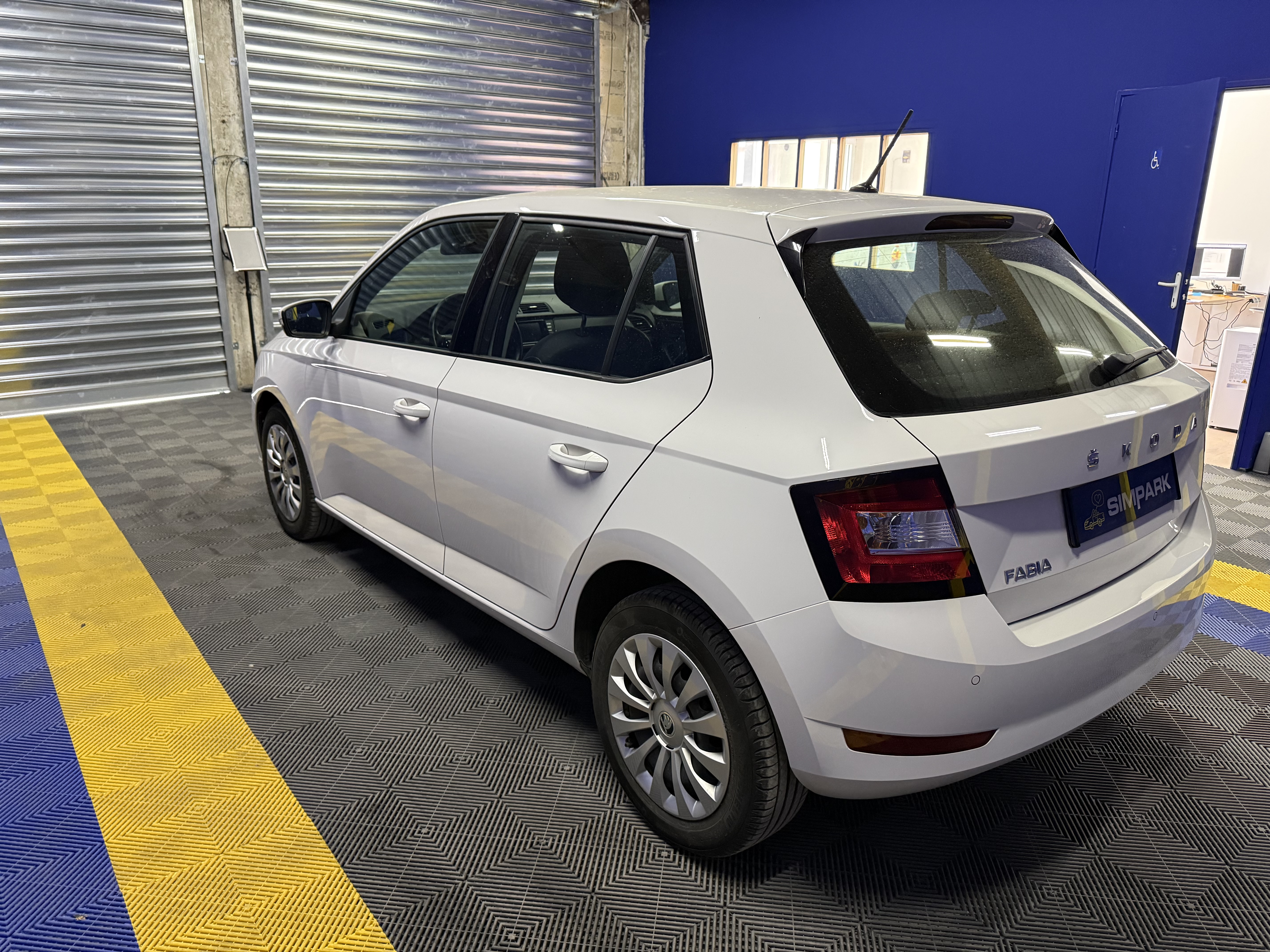 SKODA FABIA 1.0 MPI 60CH - 2021 - 33650KM