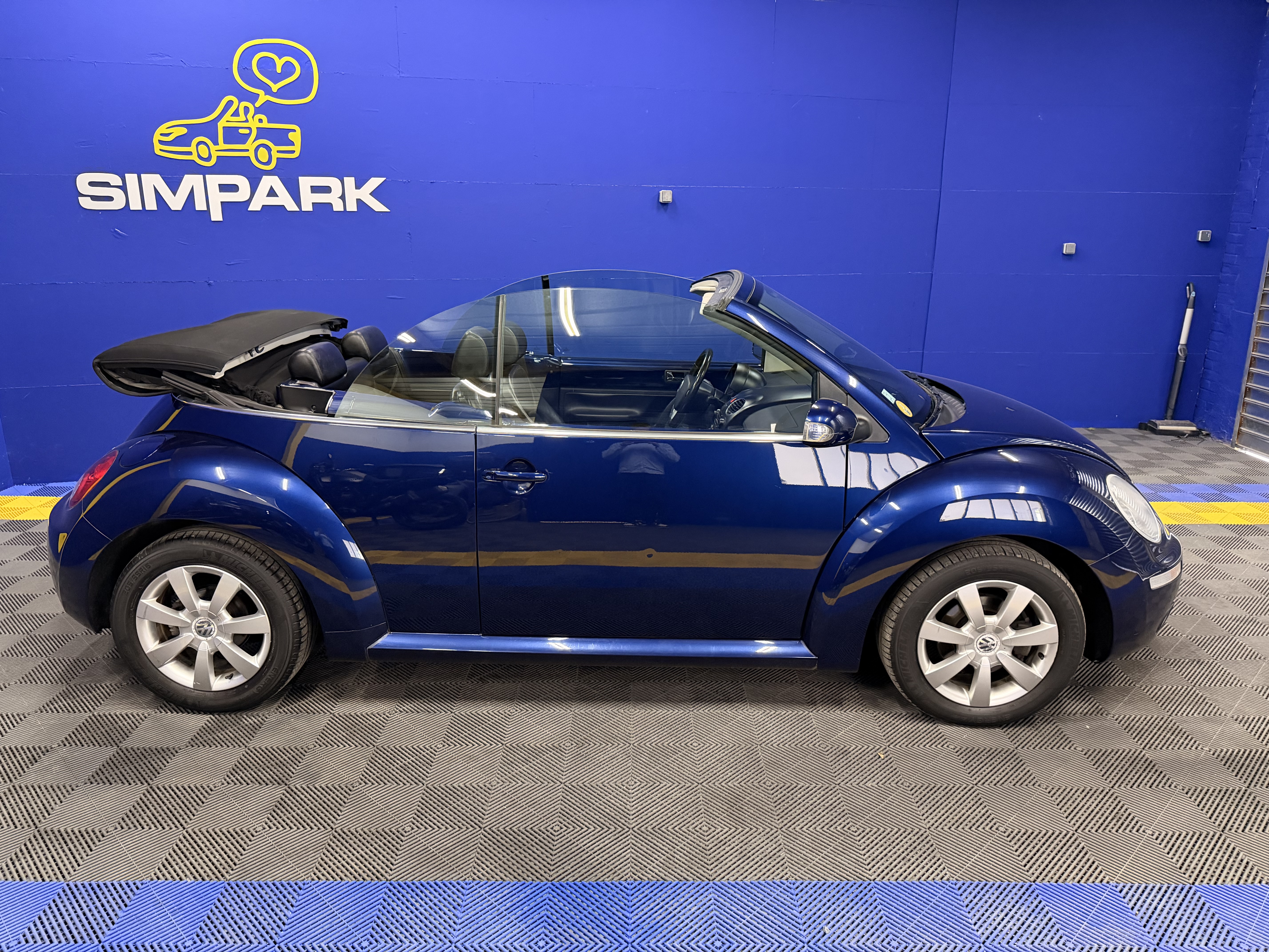 VOLKSWAGEN NEW BEETLE CABRIOLET 1.9 TDI - CARAT - 2007 - 139600KM