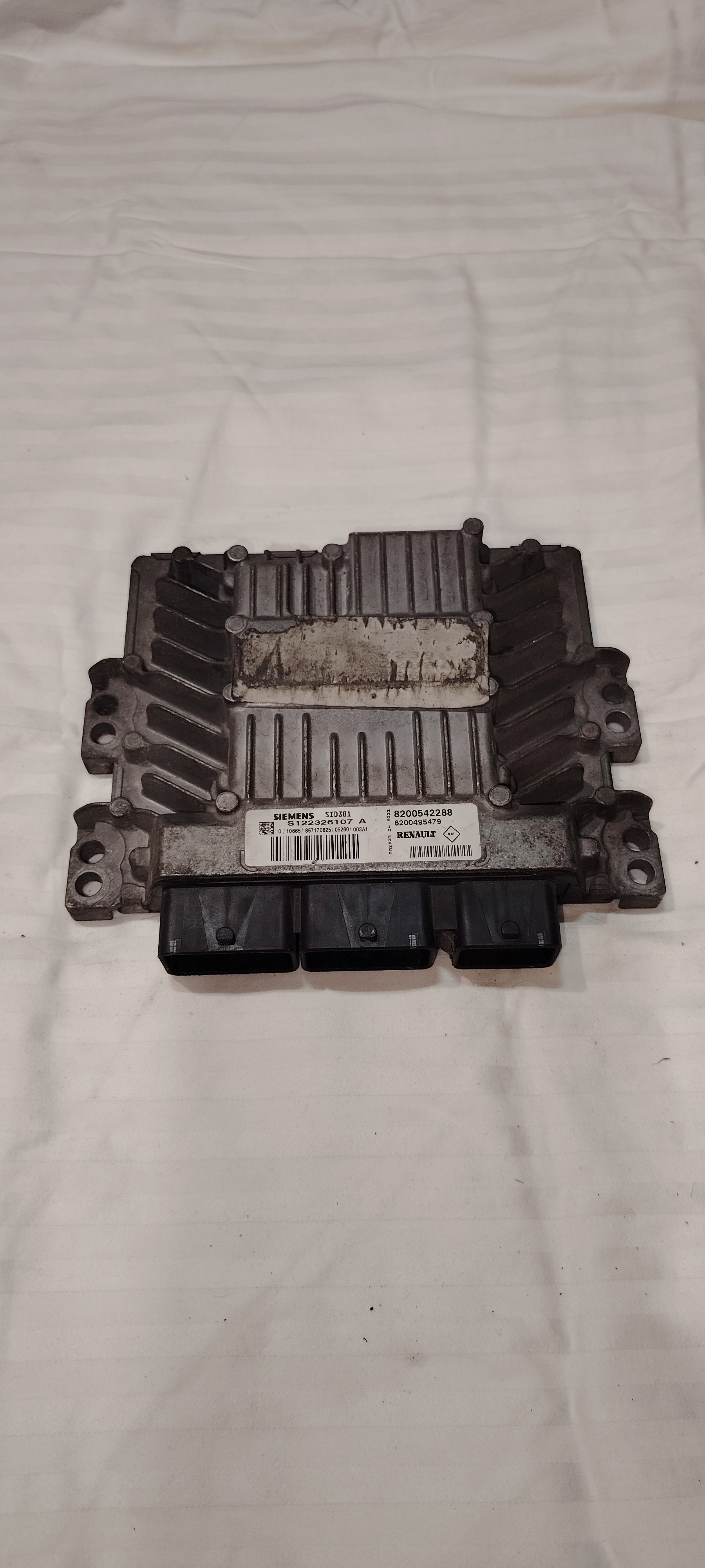 CALCULATEUR MOTEUR SID301 S122326107A 8200542288 8200495479 PEUGEOT CITREON