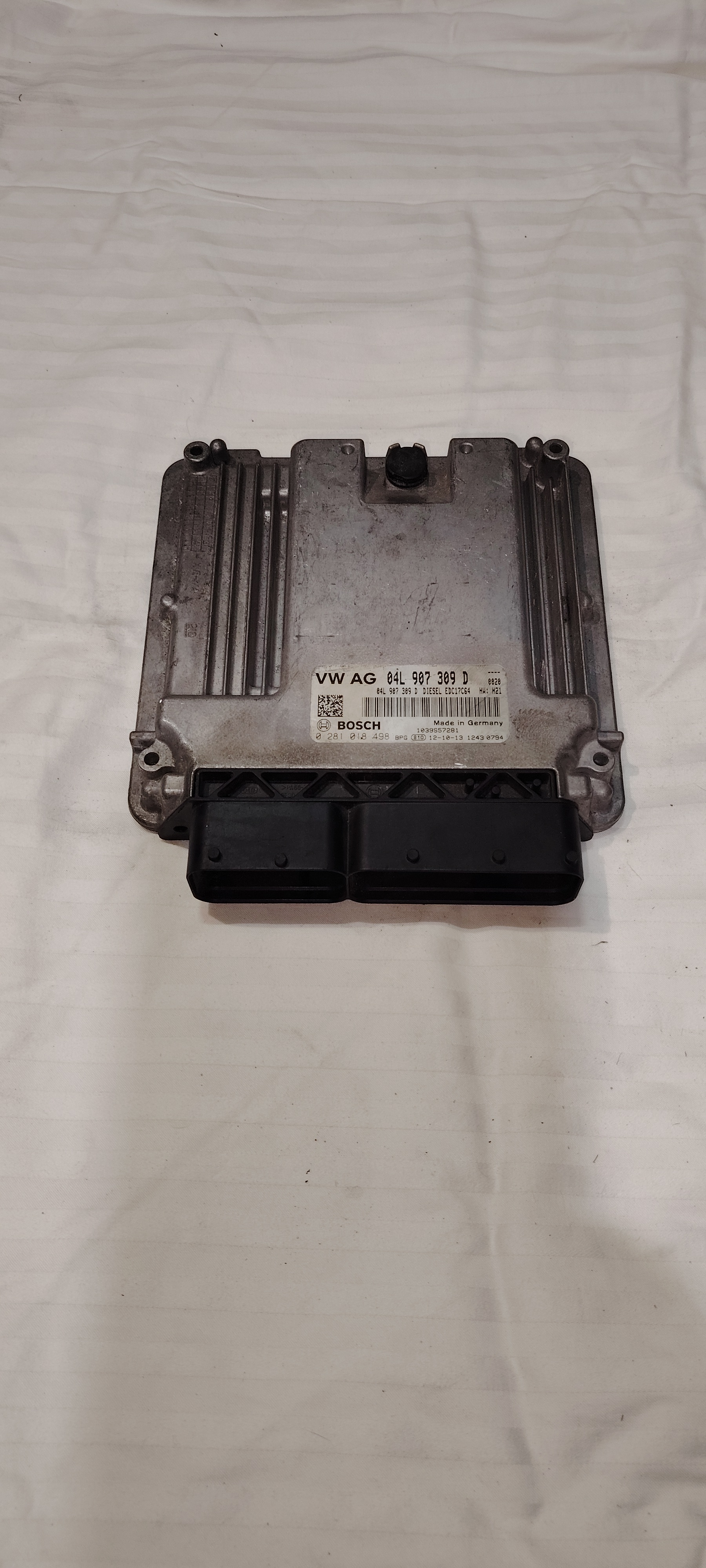 CALCULATEUR MOTEUR EDC17C64 0281018498 04L907309D VW SKODA AUDI SEAT
