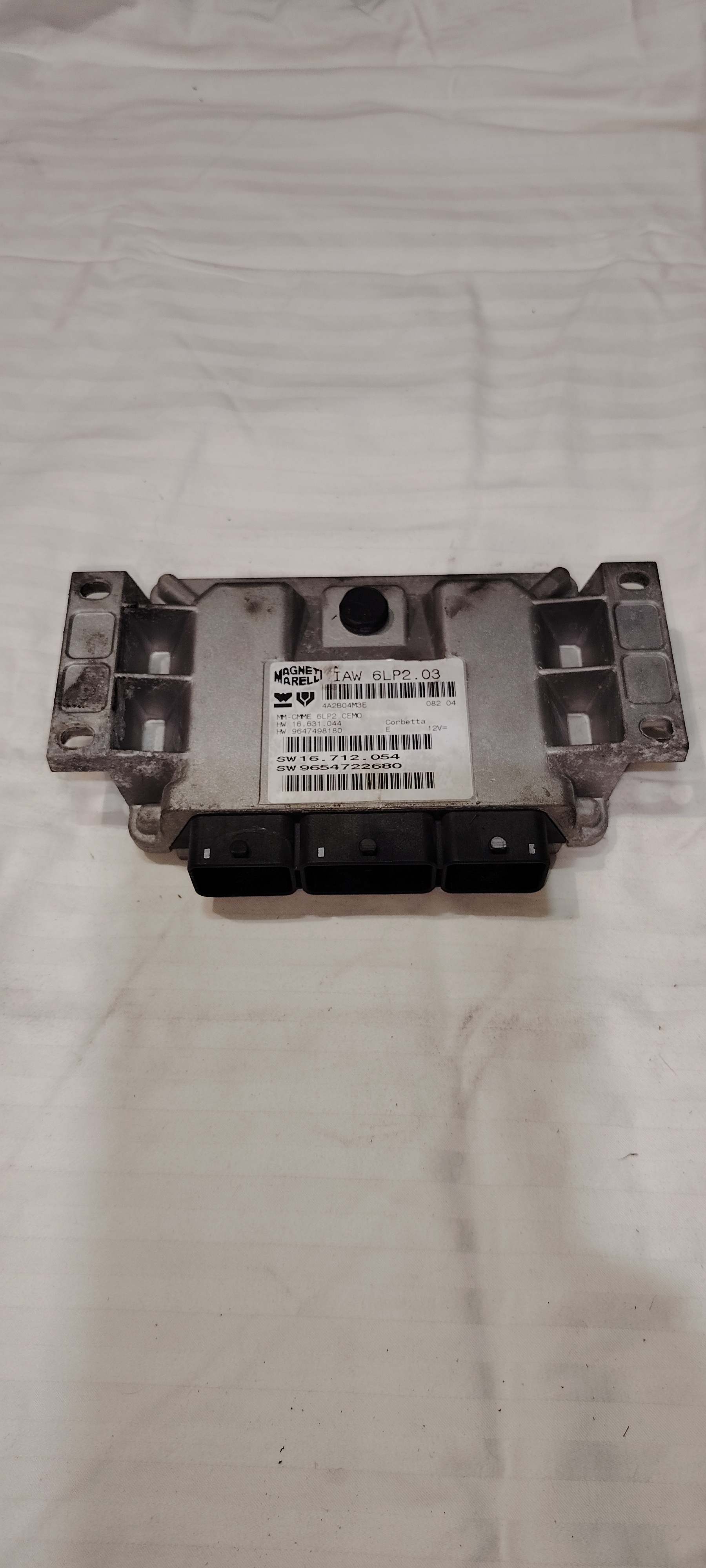 CALCULATEUR MOTEUR IAW 6LP2.03 9647498180 9654722680 PSA