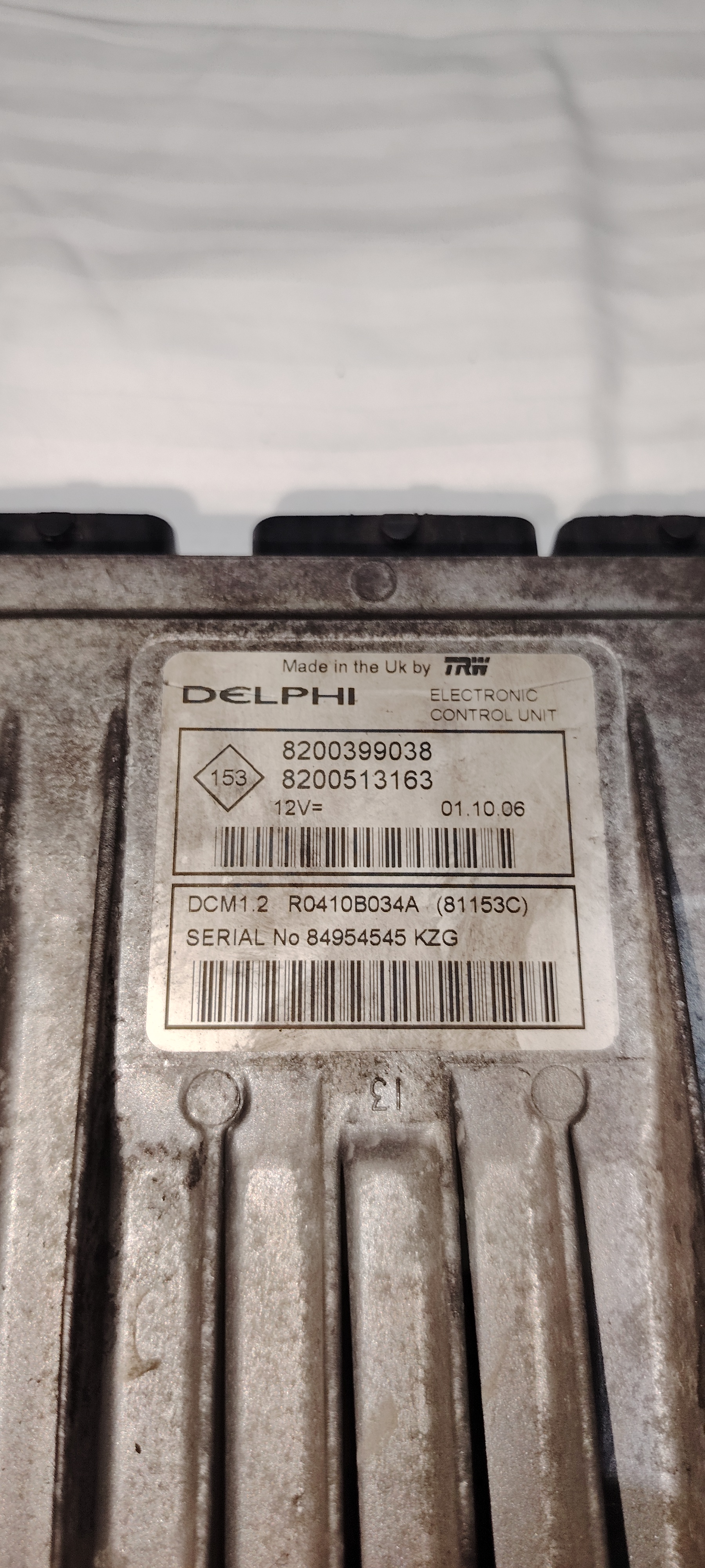 CALCULATEUR MOTEUR DCM1.2 R0410B034A 8200399038 8200513163 RENAULT