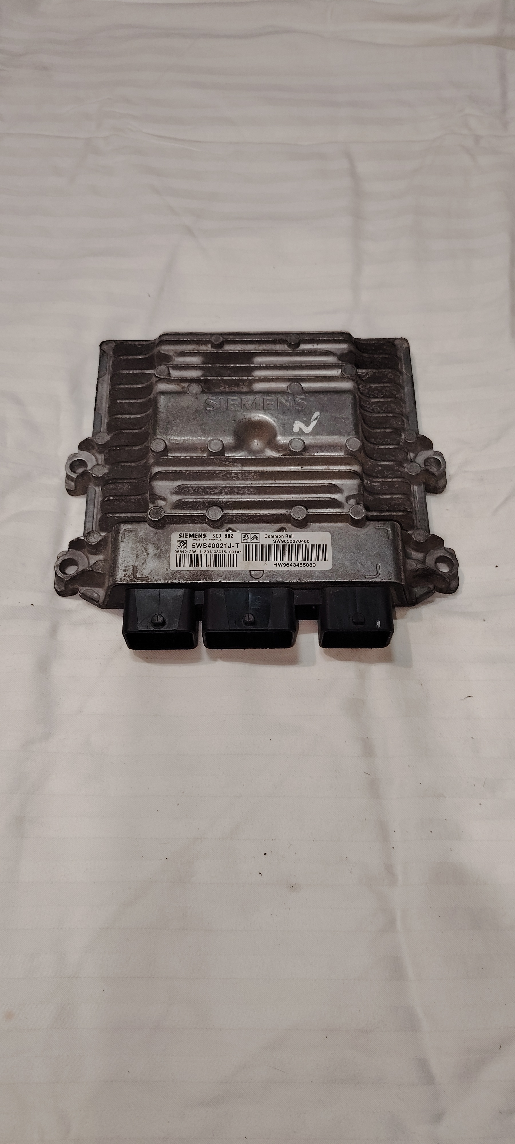 CALCULATEUR MOTEUR SID802 5WS40021J-T 9650670480 9643455080 PEUGEOT CITROEN