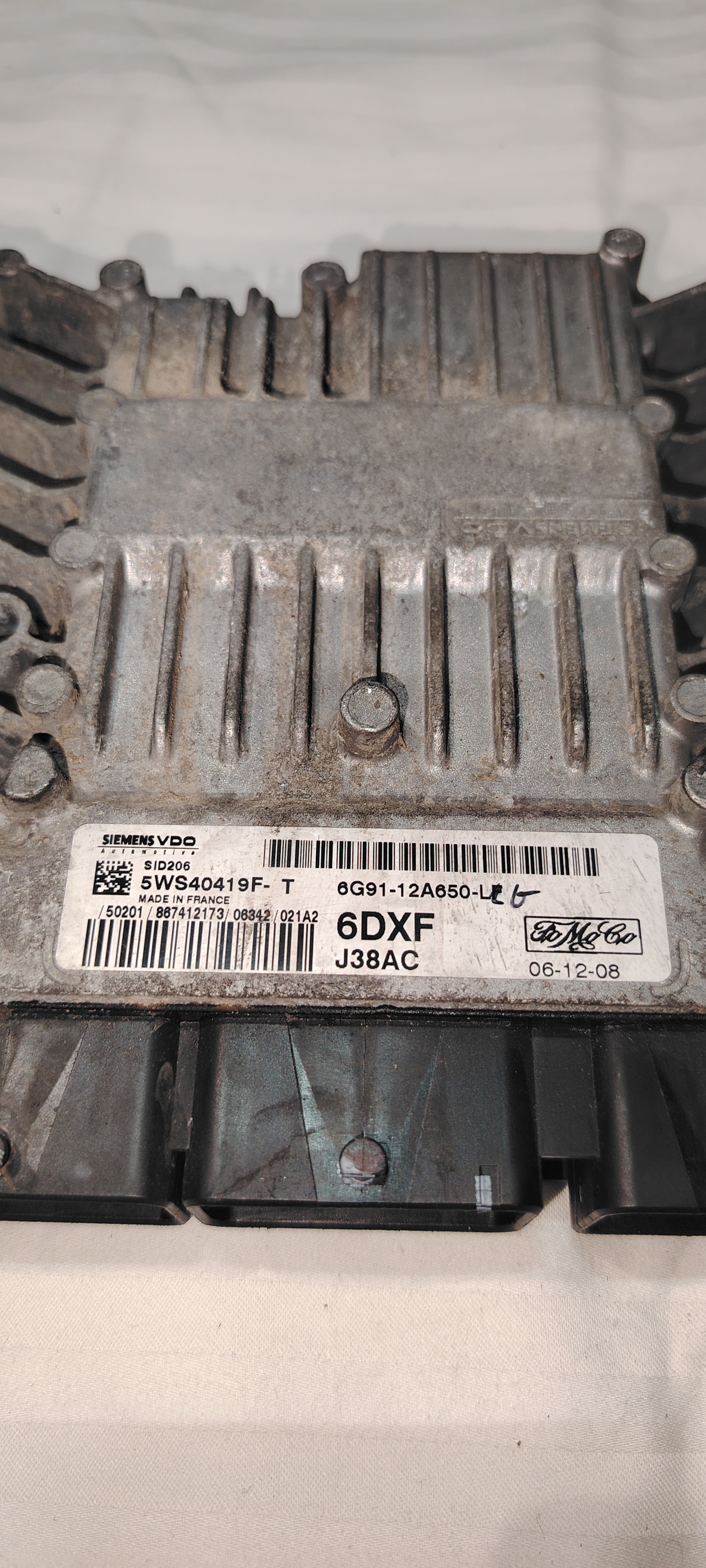CALCULATEUR MOTEUR SID206 5WS40419F-T 6DXF 6G91-12A650 FORD