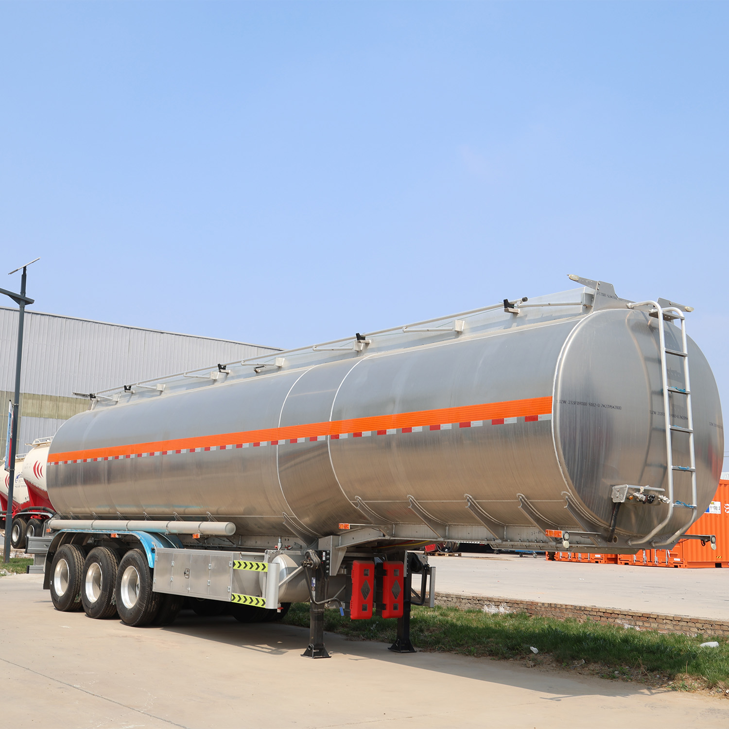 Stainless Steel Tanker Trailer