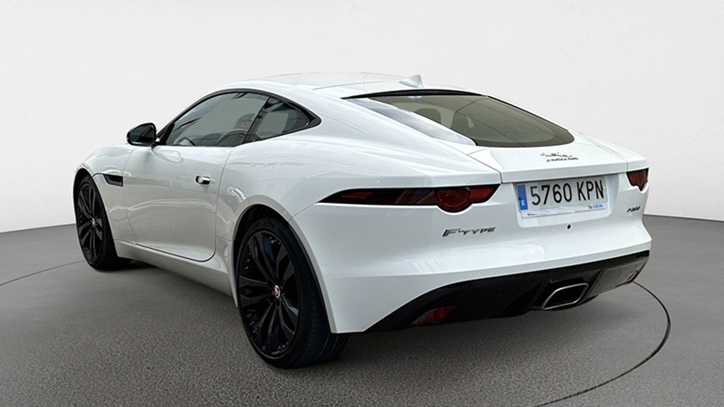 Jaguar F-Type     Coupe 2.0 i4 R-Dynamic Auto 