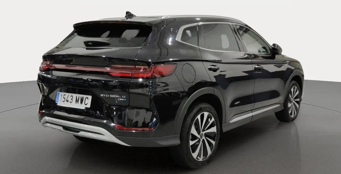 BYD Seal U 87 kWh Design (218 CV)